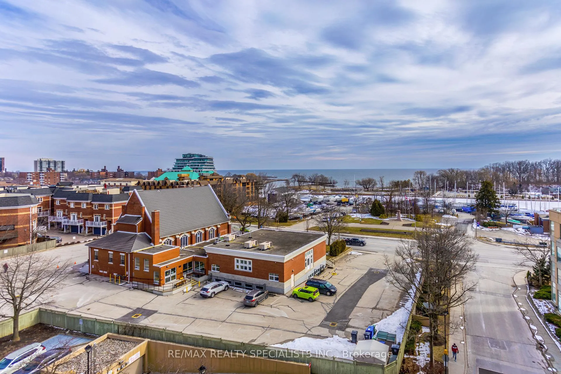 Photo 32 of Unit 708, 2511 Lakeshore Road W, Oakville, Bronte — HOMEH