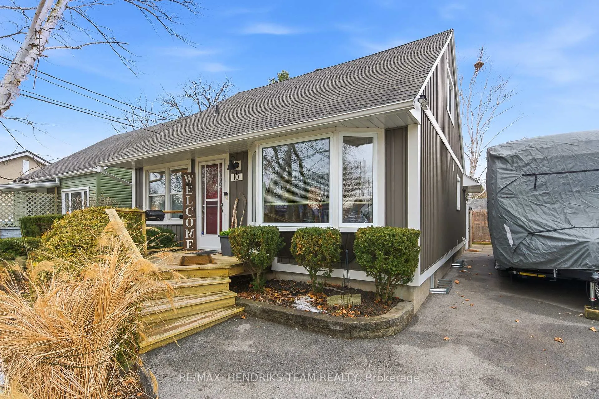 Photo 1 of 10 Alice Street, St. Catharines, Haig — HOMEH