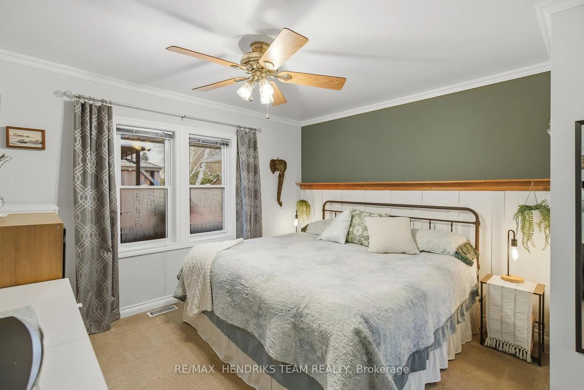 Photo 11 of 10 Alice Street, St. Catharines, Haig — HOMEH