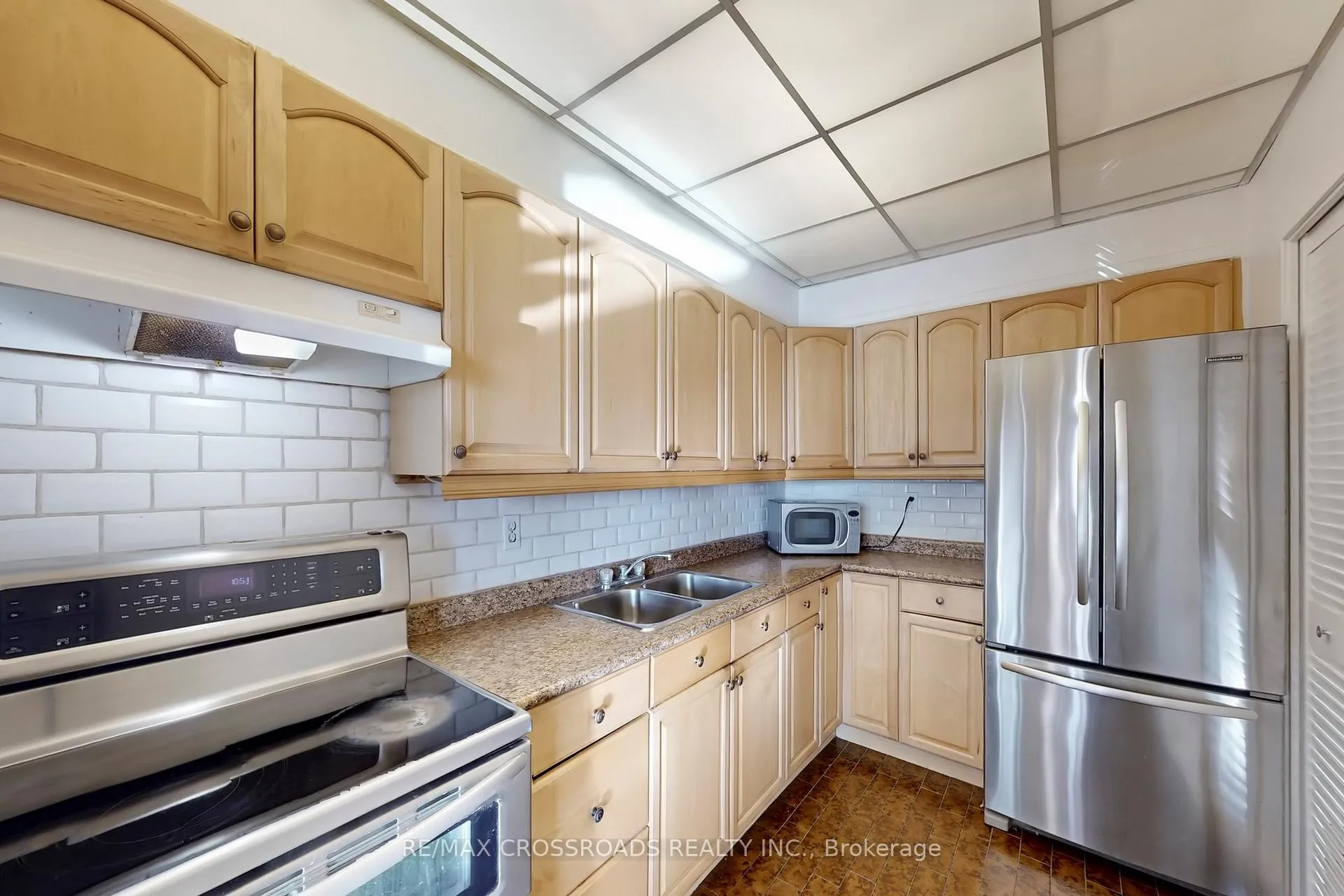 Photo 16 of Unit Ph18, 5 Massey Square, Toronto, Crescent Town — HOMEH