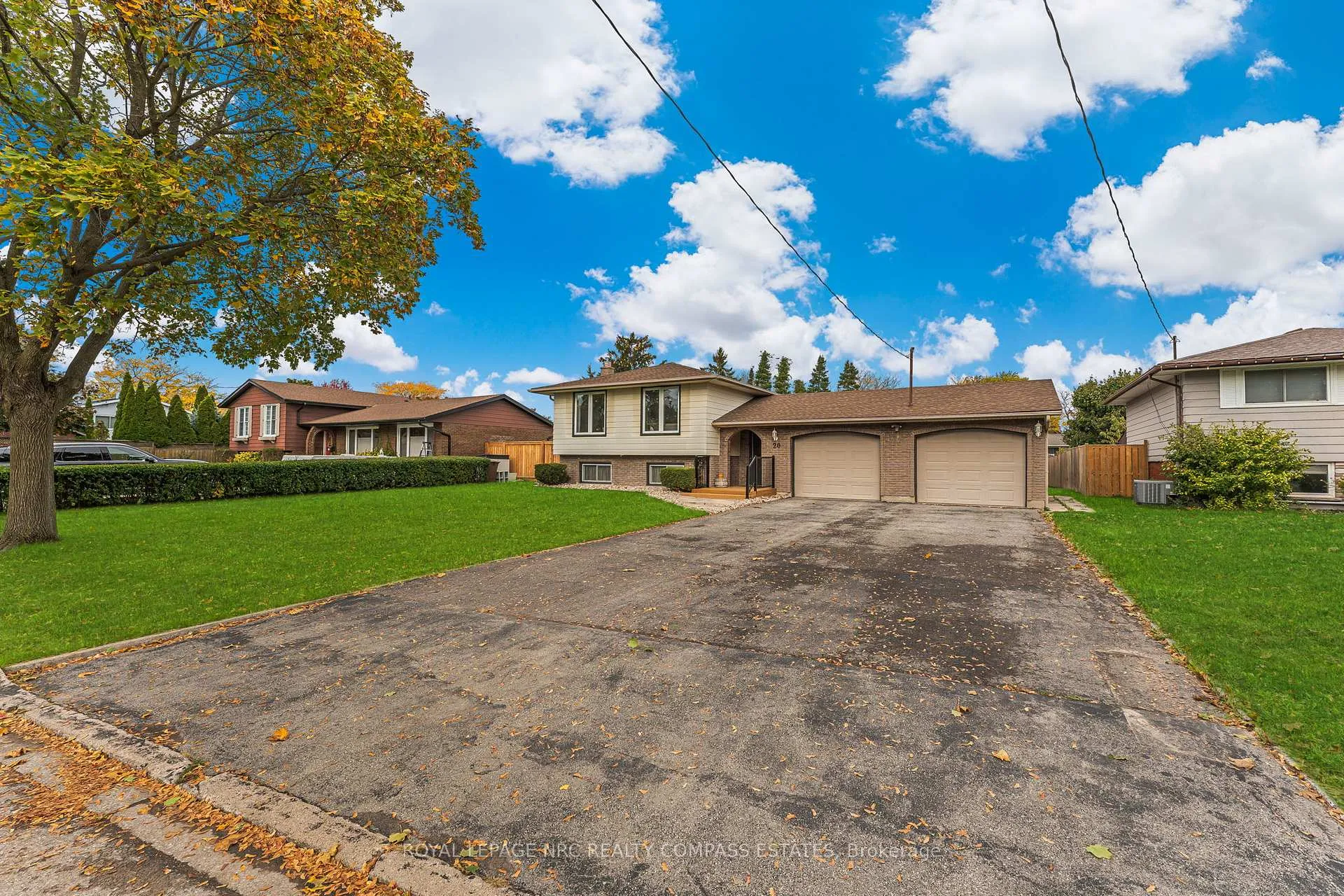 Photo 47 of 20 Prince Philip Drive, St. Catharines, Vine/Linwell — HOMEH