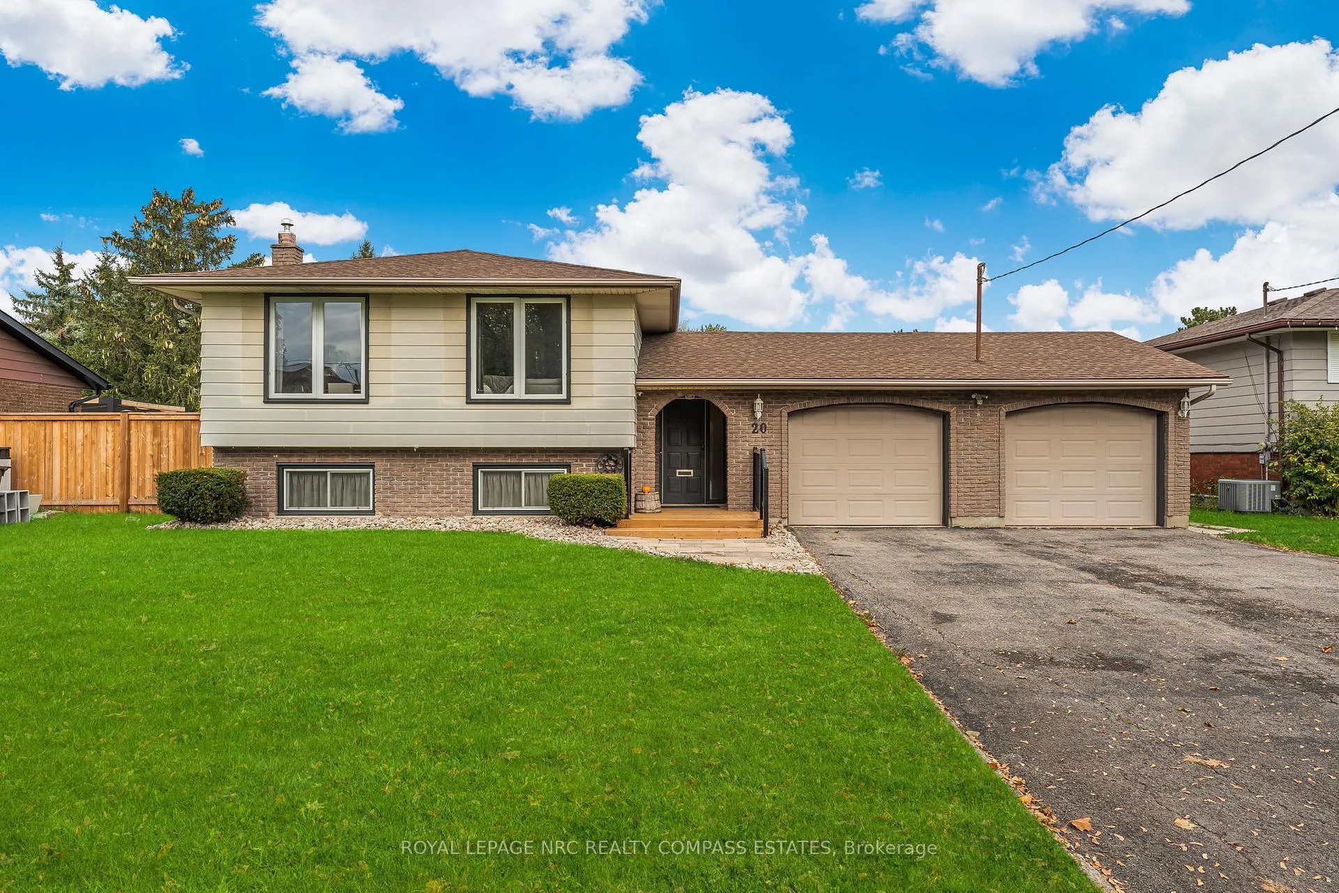 Photo 48 of 20 Prince Philip Drive, St. Catharines, Vine/Linwell — HOMEH