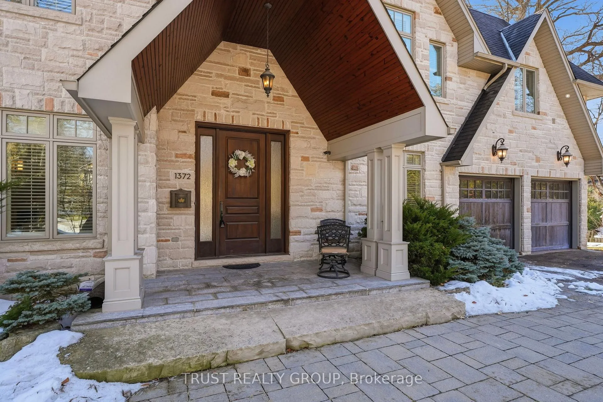 Photo 2 of 1372 Duncan Road, Oakville, Morrison — HOMEH