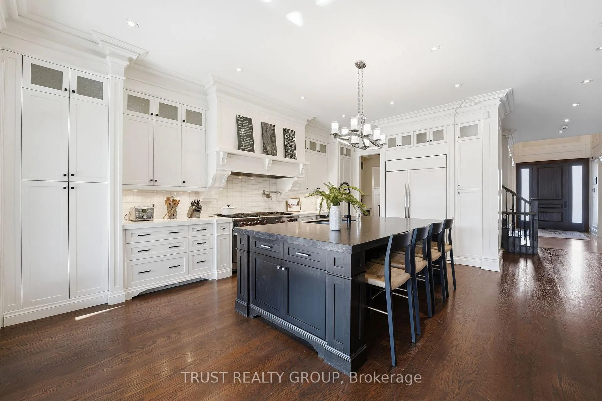 Photo 12 of 1372 Duncan Road, Oakville, Morrison — HOMEH