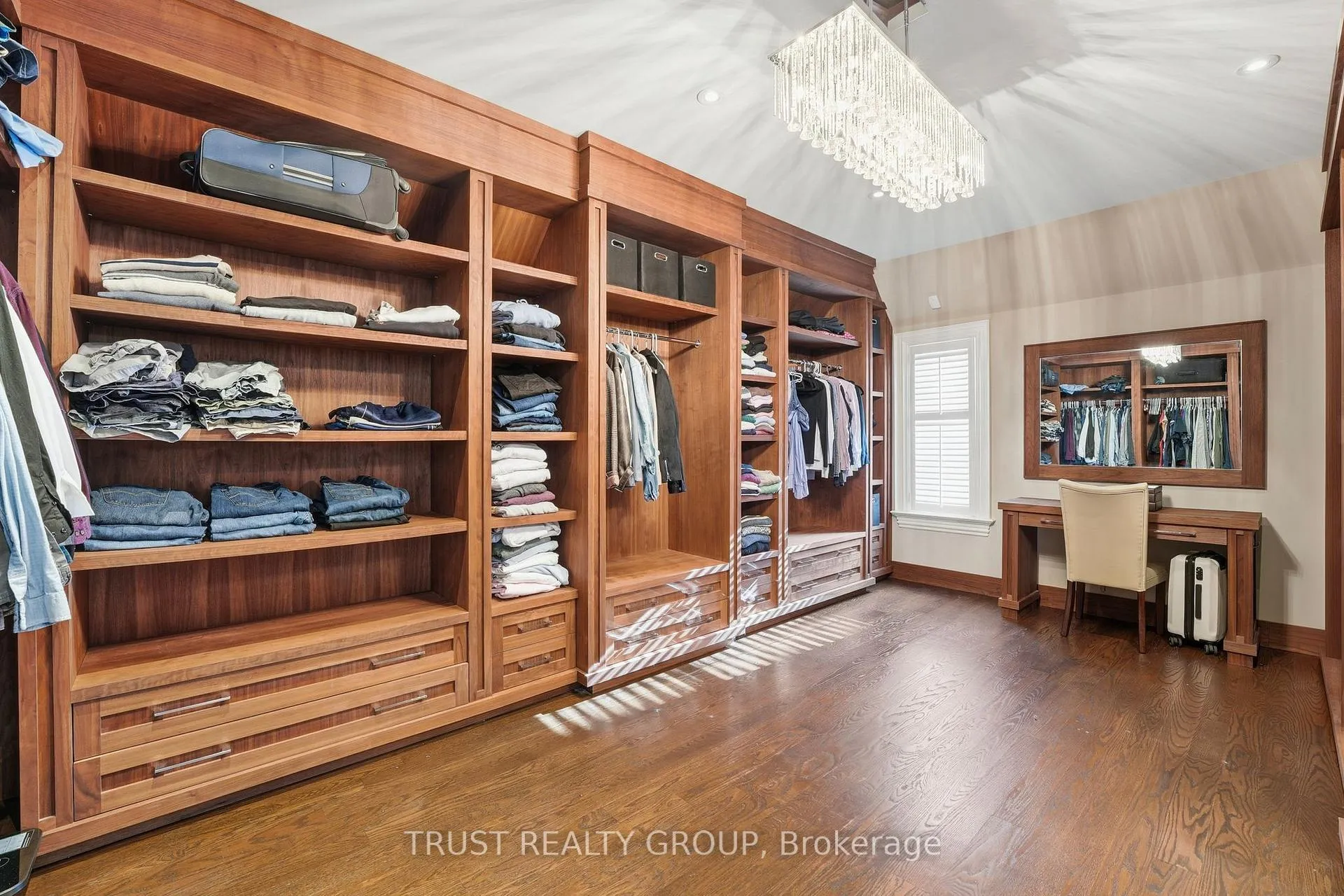 Photo 23 of 1372 Duncan Road, Oakville, Morrison — HOMEH