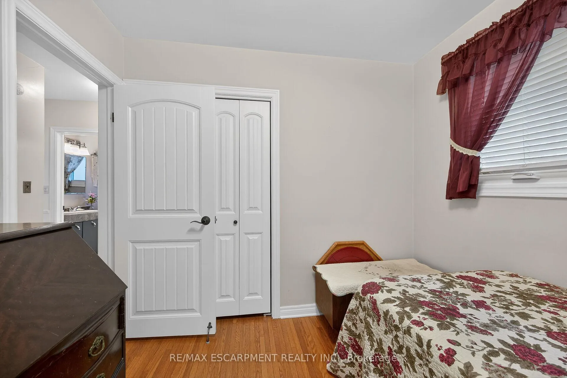 Photo 23 of 814 Cedar Street, Haldimand, Dunnville — HOMEH