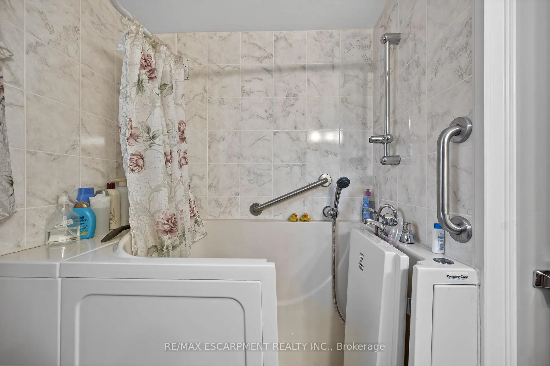 Photo 27 of 814 Cedar Street, Haldimand, Dunnville — HOMEH