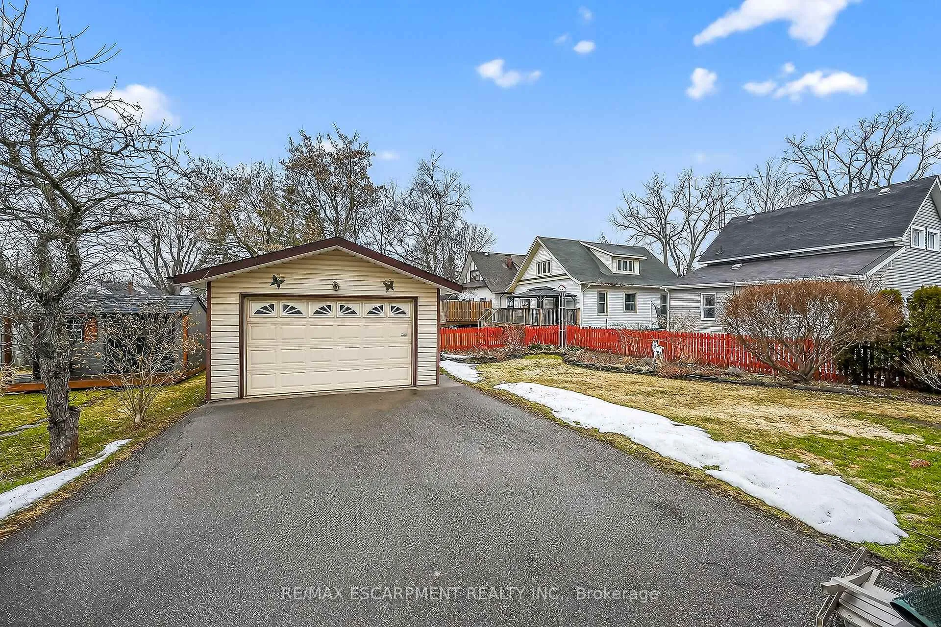 Photo 46 of 814 Cedar Street, Haldimand, Dunnville — HOMEH