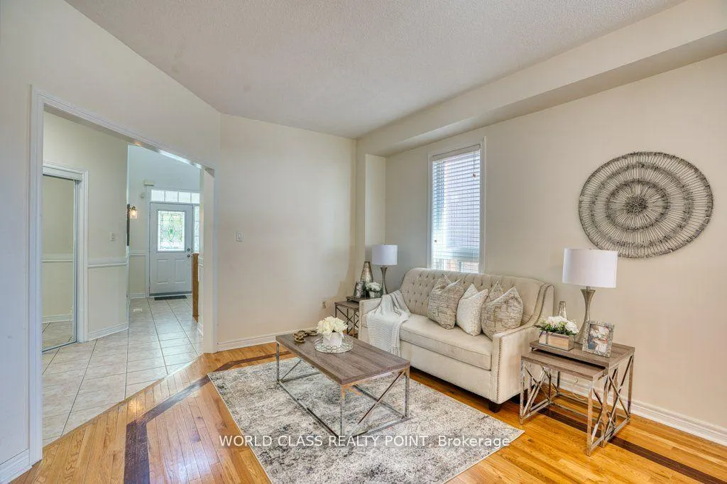 Photo 9 of 3 Hesham Drive, Whitby, Brooklin — HOMEH