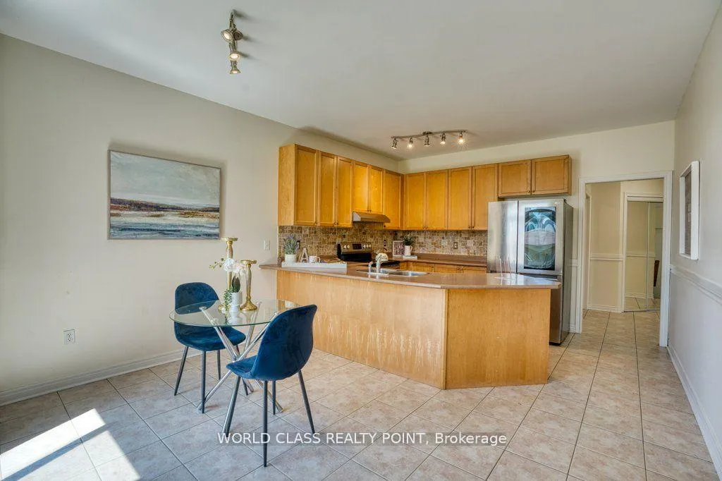 Photo 18 of 3 Hesham Drive, Whitby, Brooklin — HOMEH