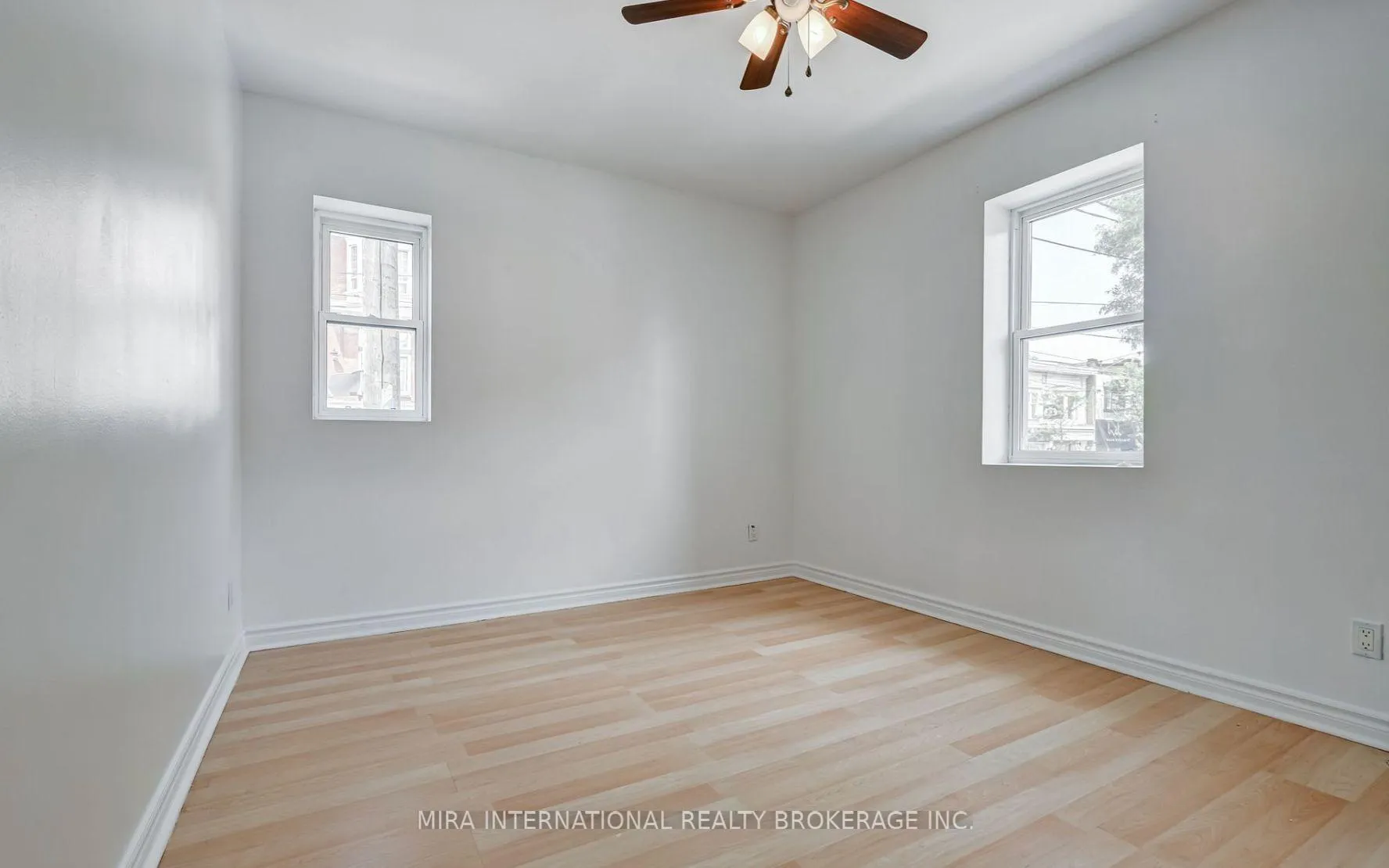 Photo 10 of Unit B2, 98 Leuty Avenue, Toronto, The Beaches — HOMEH