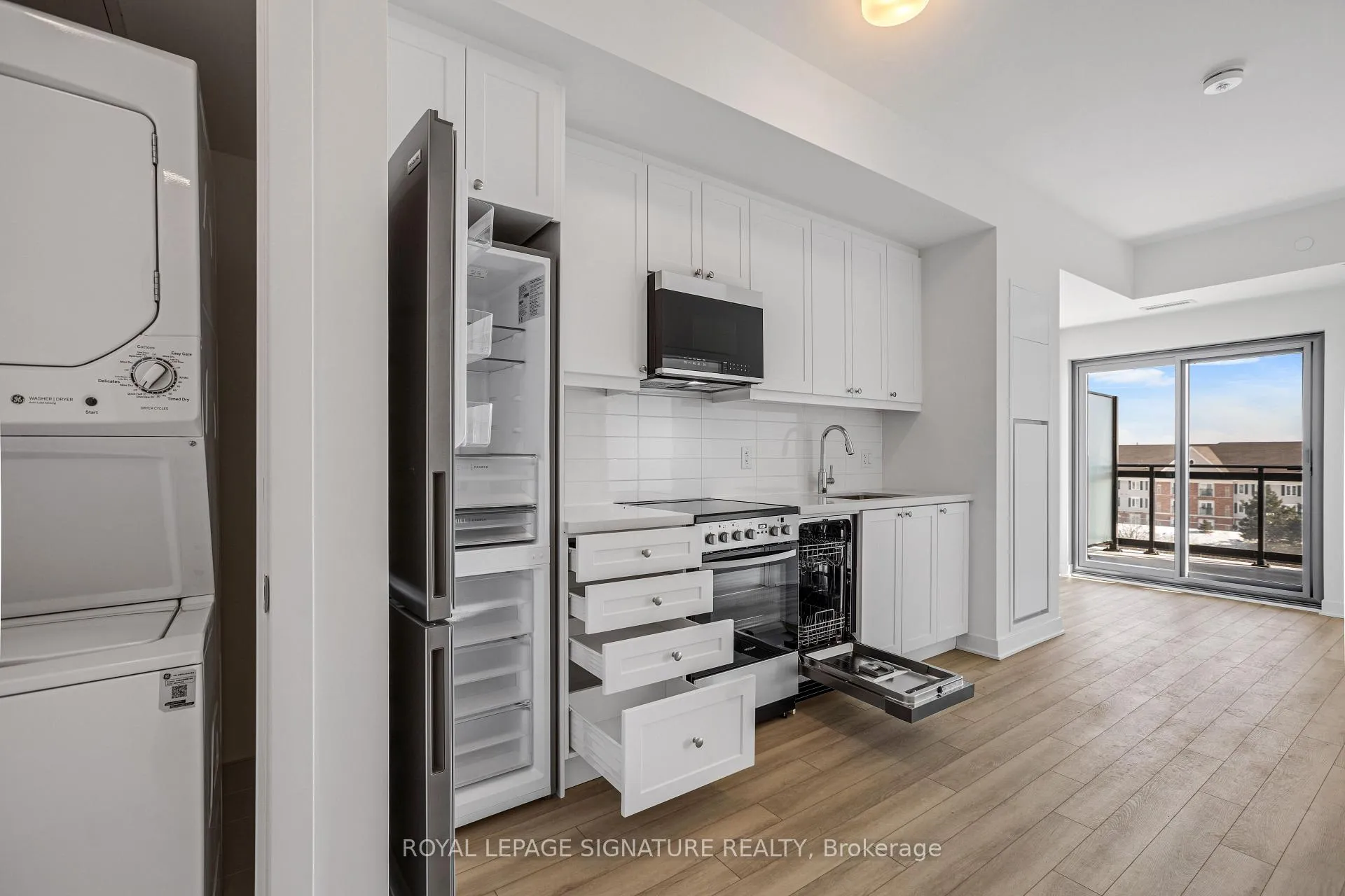 Photo 3 of Unit 430, 51 Clarington Boulevard, Clarington, Bowmanville — HOMEH