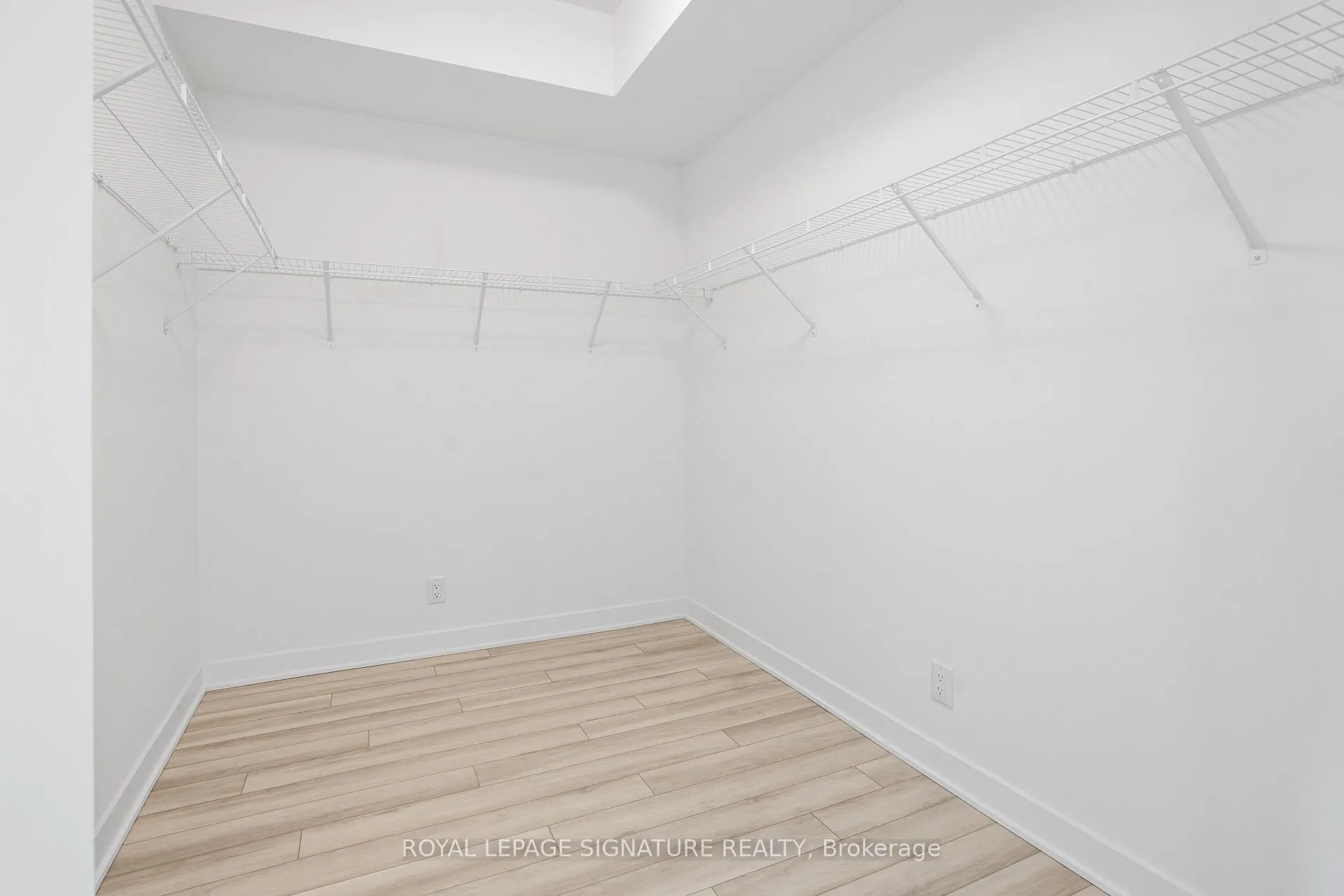 Photo 13 of Unit 430, 51 Clarington Boulevard, Clarington, Bowmanville — HOMEH