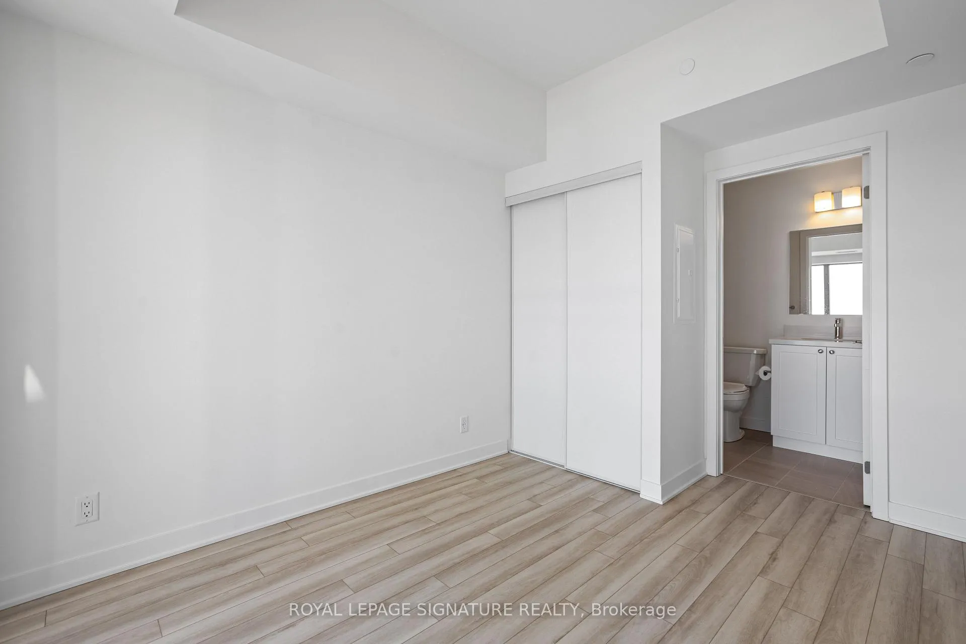 Photo 23 of Unit 430, 51 Clarington Boulevard, Clarington, Bowmanville — HOMEH