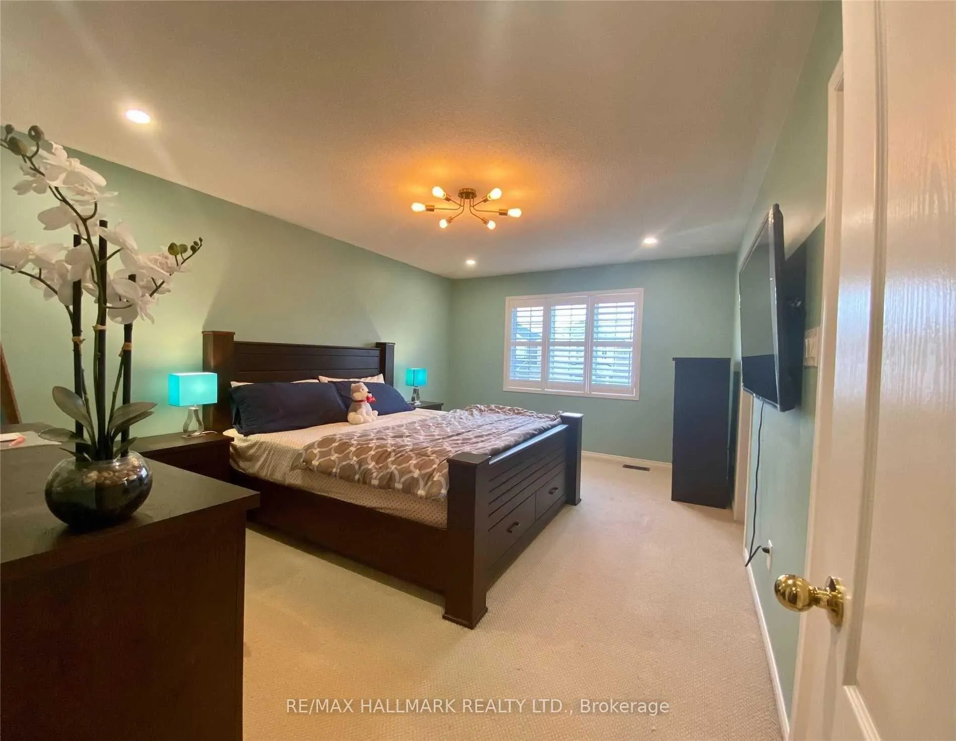 Photo 11 of 75 Puttingedge Drive, Whitby, Rolling Acres — HOMEH