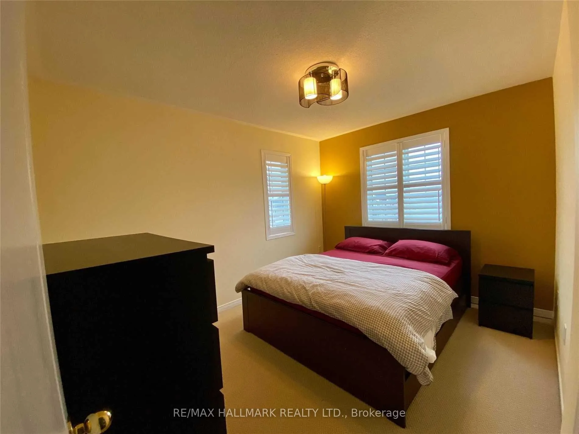 Photo 12 of 75 Puttingedge Drive, Whitby, Rolling Acres — HOMEH