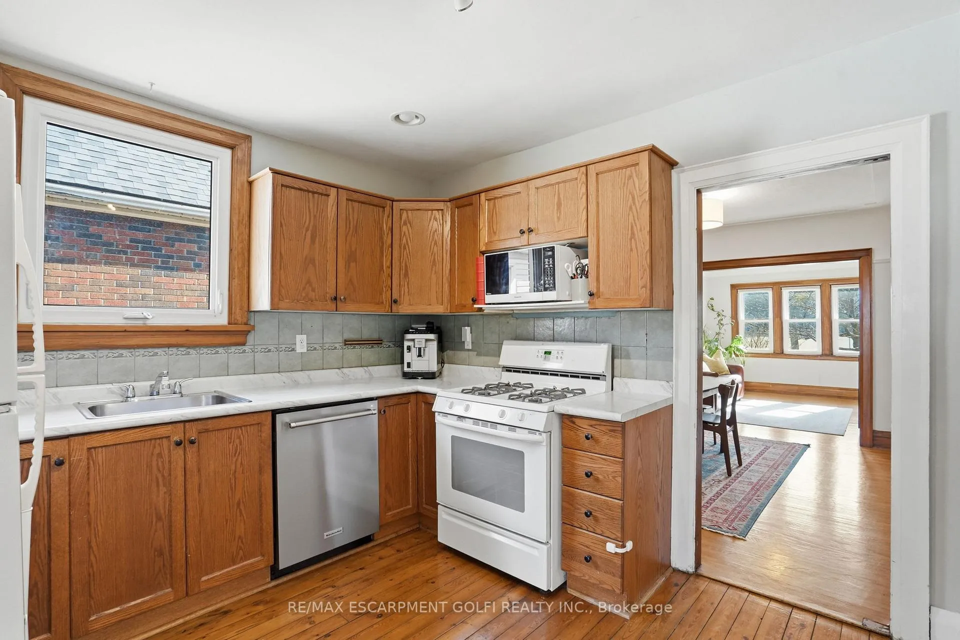 Photo 11 of 256 Stanley Avenue, Hamilton, Kirkendall — HOMEH