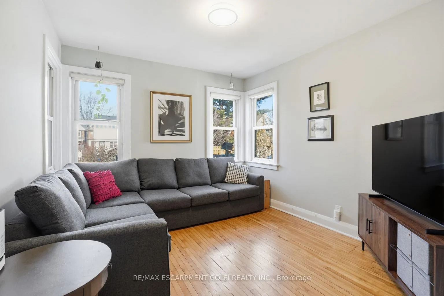 Photo 12 of 256 Stanley Avenue, Hamilton, Kirkendall — HOMEH