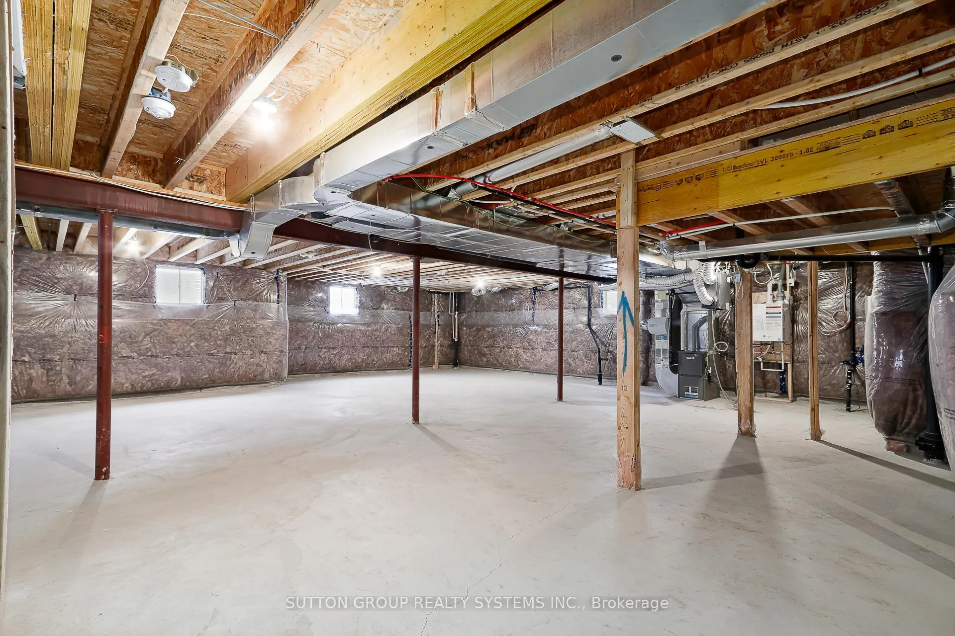 Photo 27 of 146 Roseanne Circle, Wasaga Beach — HOMEH