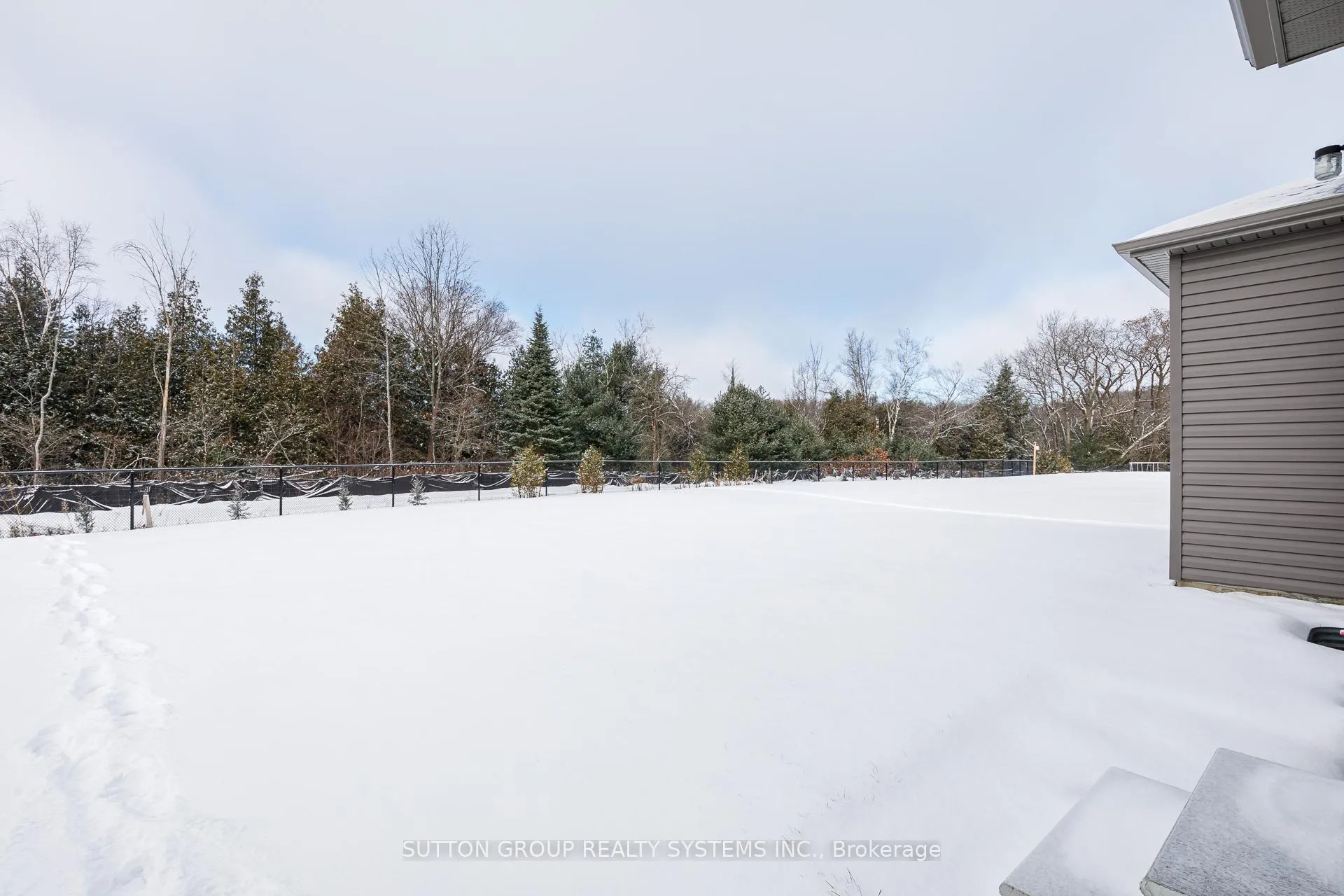 Photo 29 of 146 Roseanne Circle, Wasaga Beach — HOMEH