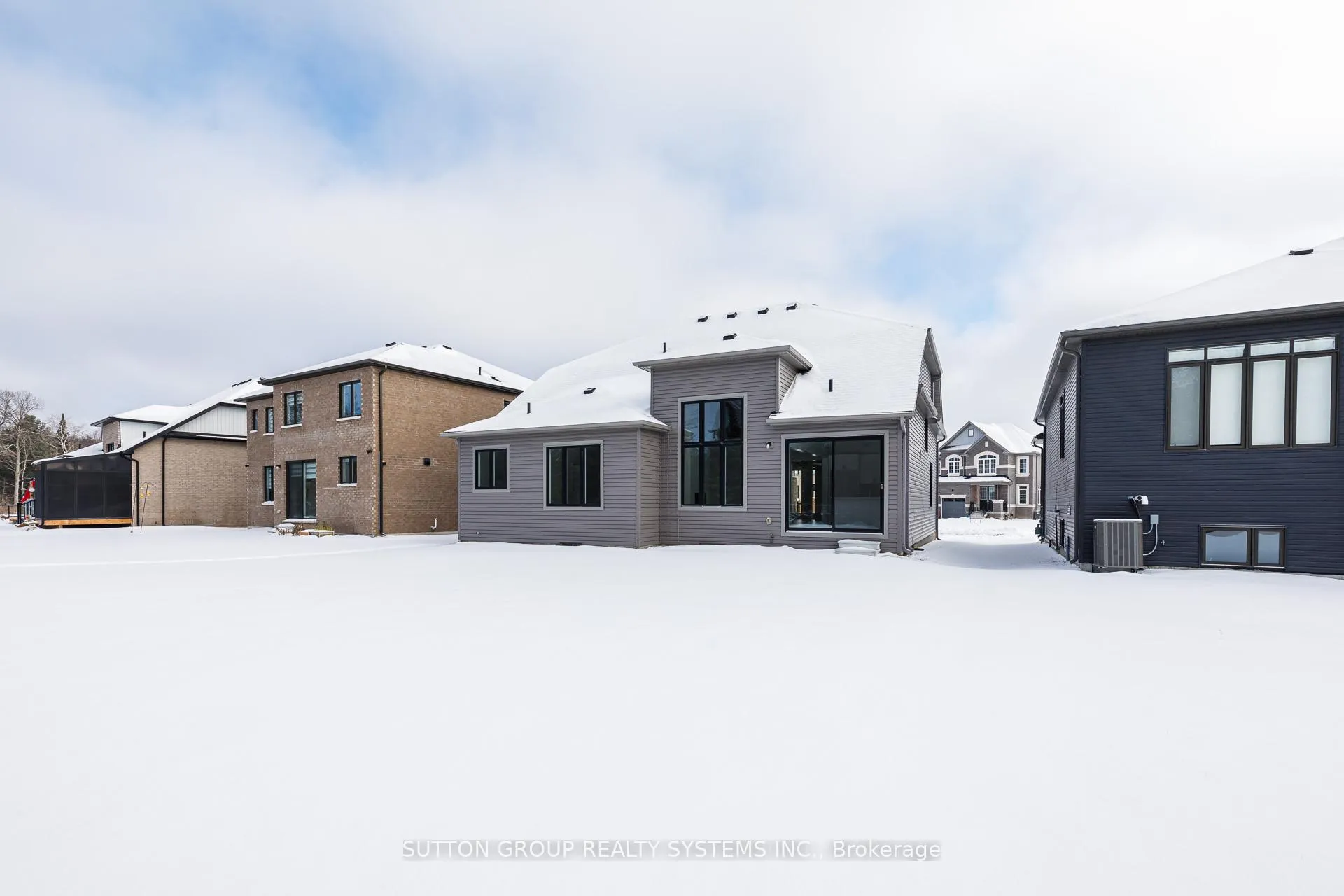 Photo 30 of 146 Roseanne Circle, Wasaga Beach — HOMEH