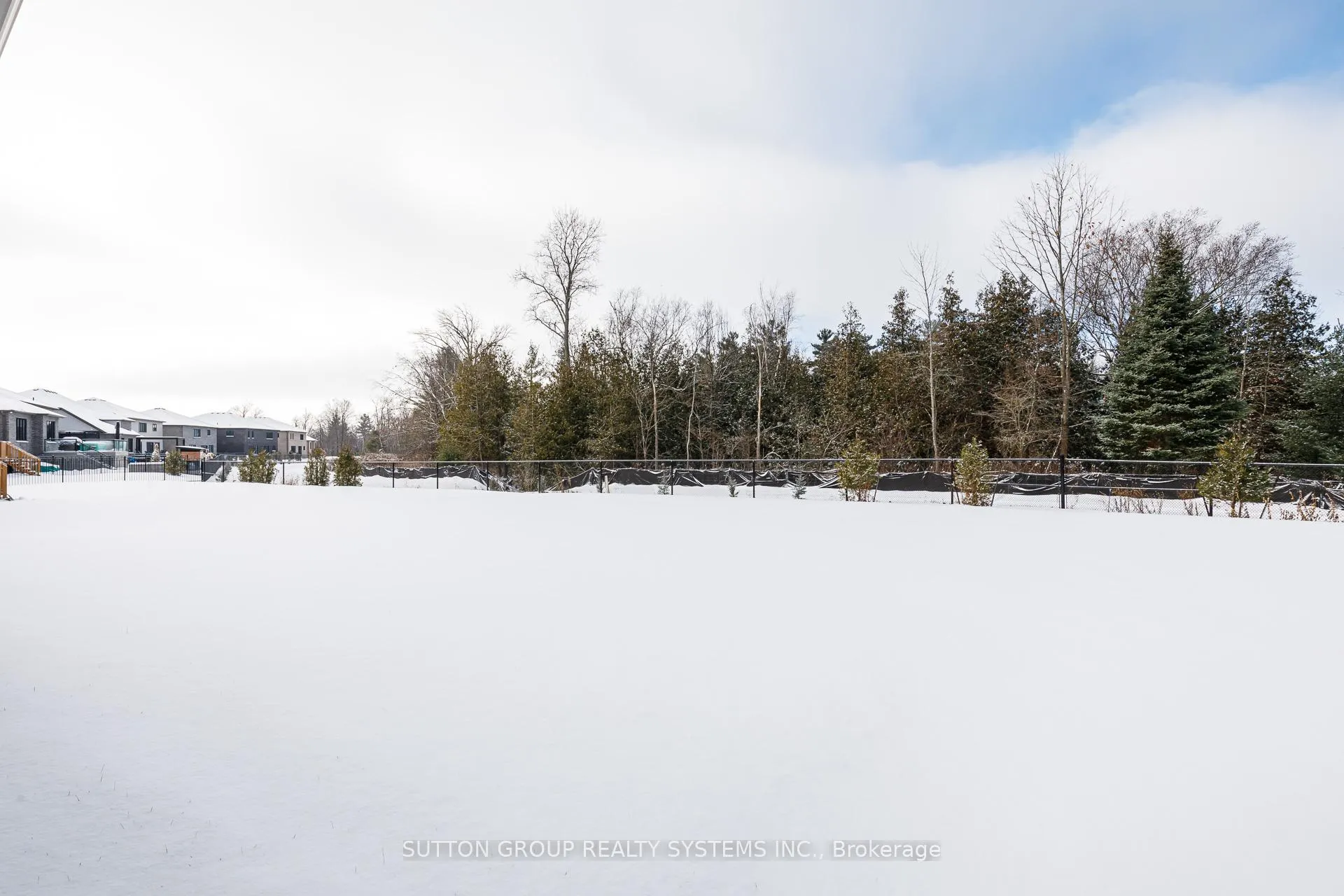 Photo 31 of 146 Roseanne Circle, Wasaga Beach — HOMEH