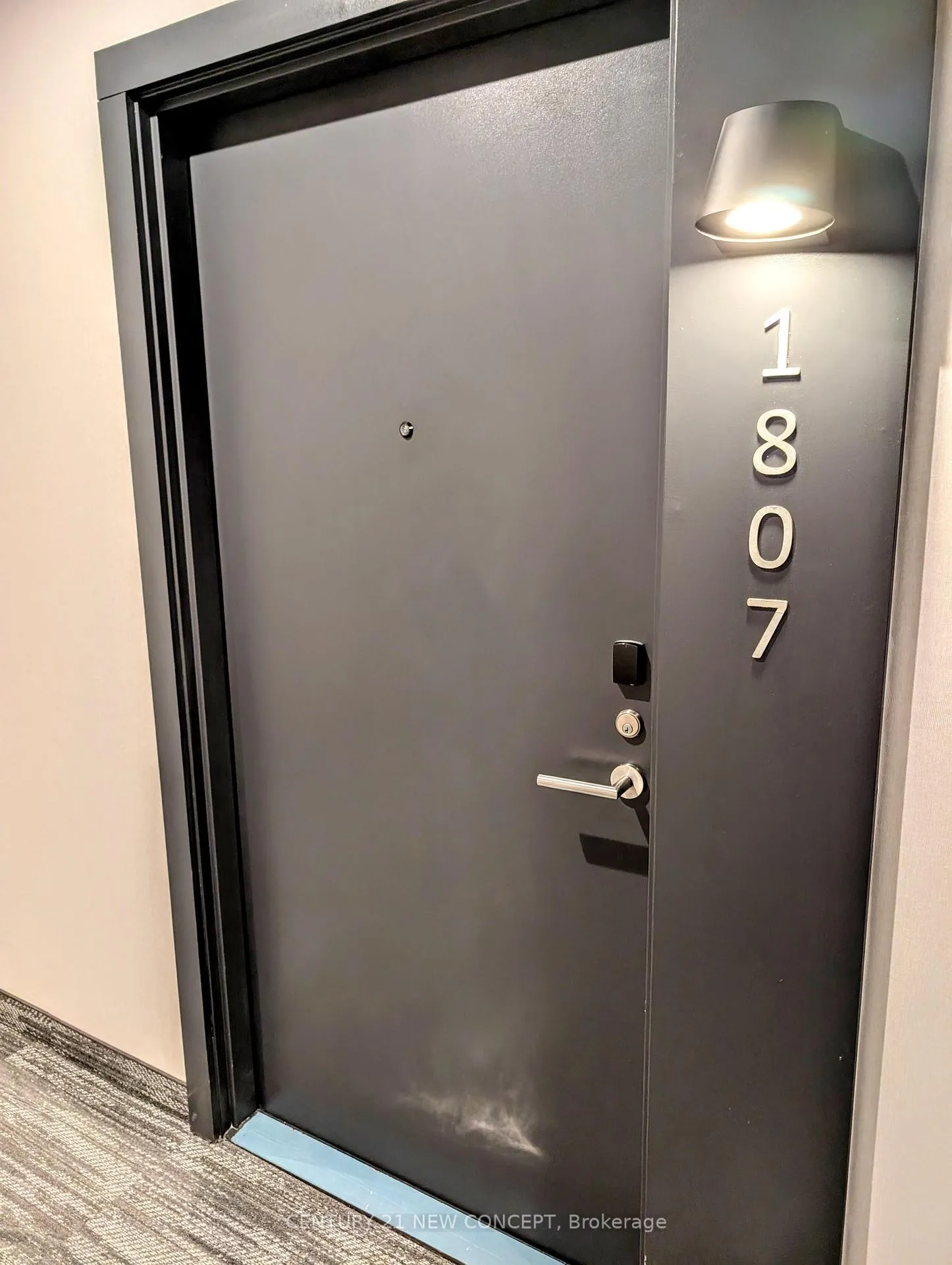 Photo 2 of Unit 1807, 180 Front Street E, Toronto, Moss Park — HOMEH