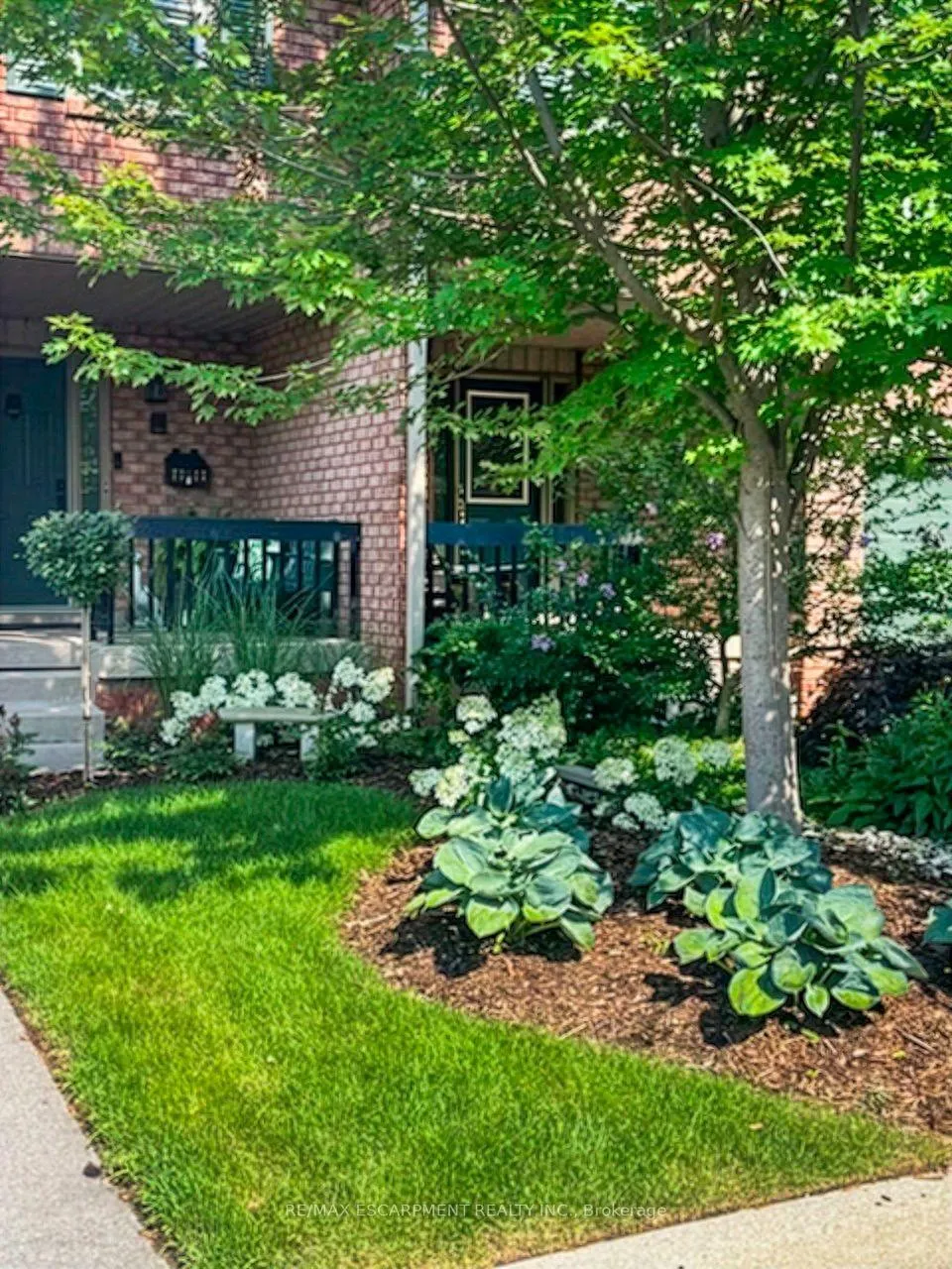 Photo 4 of Unit 19, 1205 Lamb's Court, Burlington, Brant — HOMEH