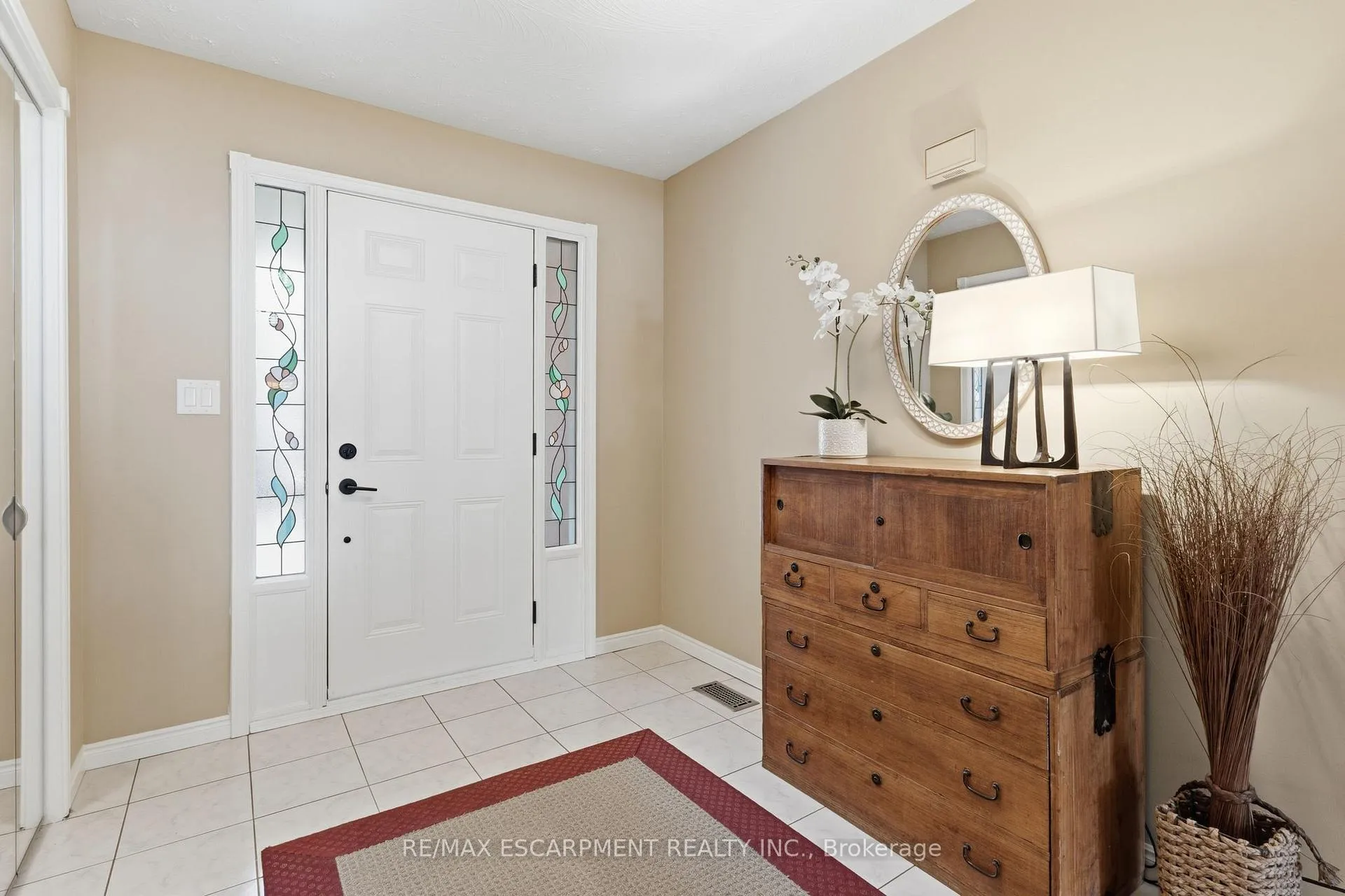 Photo 6 of Unit 19, 1205 Lamb's Court, Burlington, Brant — HOMEH