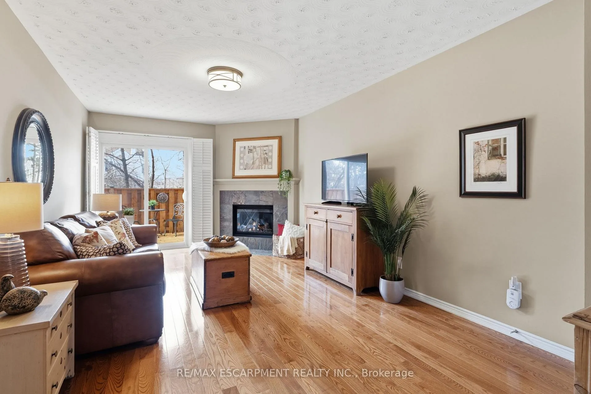 Photo 8 of Unit 19, 1205 Lamb's Court, Burlington, Brant — HOMEH
