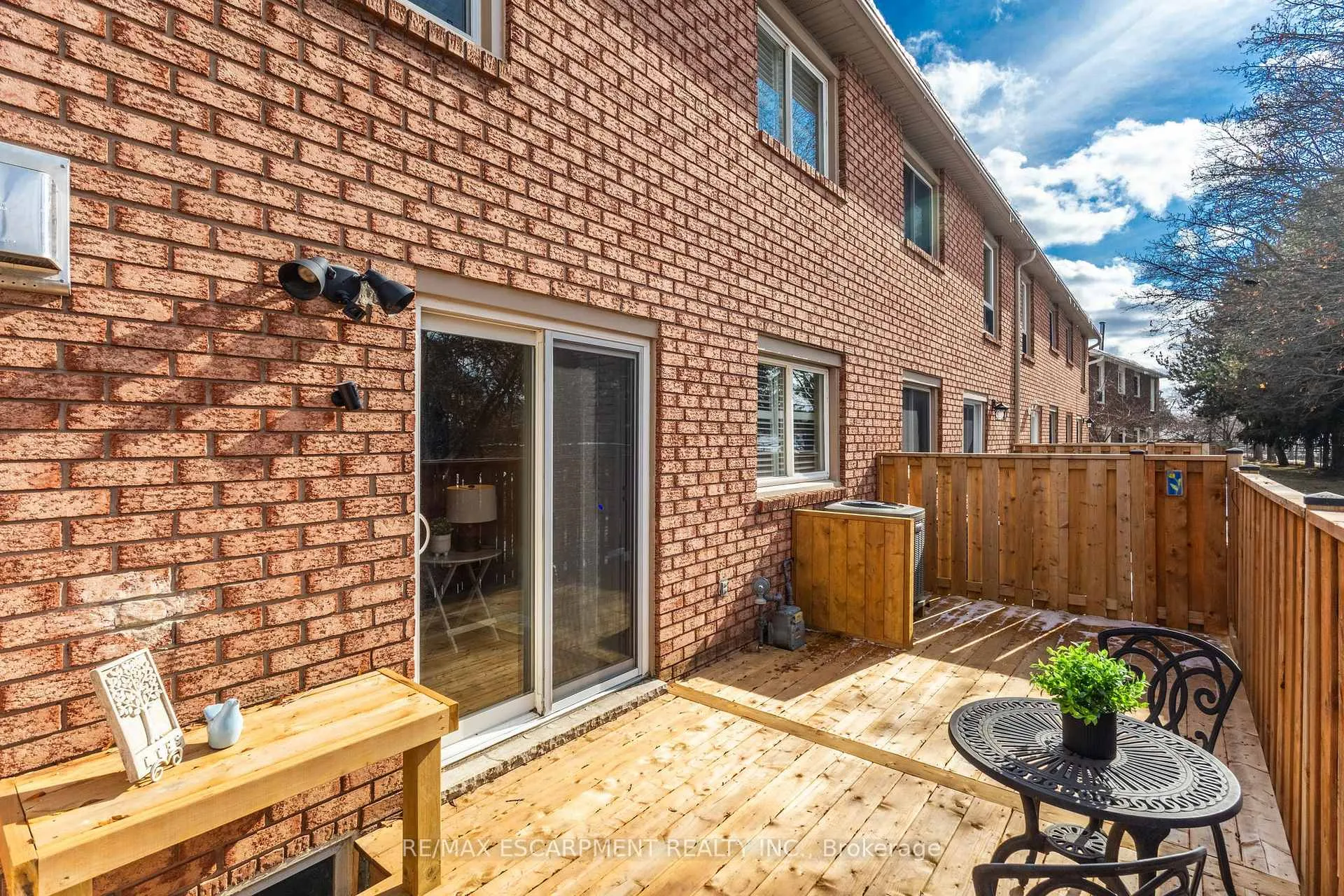 Photo 38 of Unit 19, 1205 Lamb's Court, Burlington, Brant — HOMEH