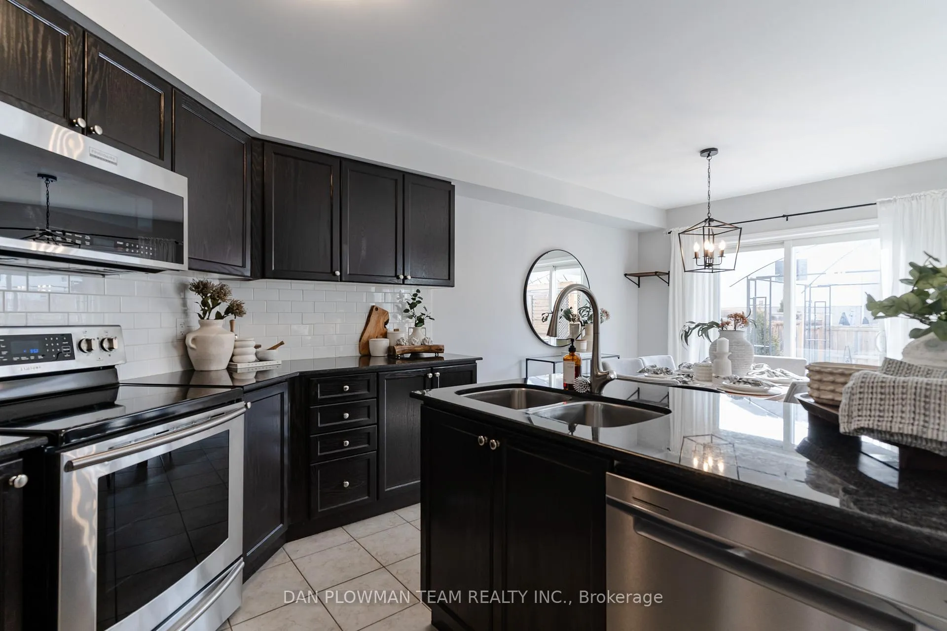 Photo 11 of 87 Sidney Rundle Avenue, Clarington, Bowmanville — HOMEH