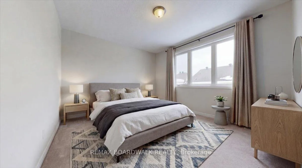 Photo 30 of 130 Pinelock Street, Ottawa, Kanata - Emerald Meadows/Trailwest — HOMEH