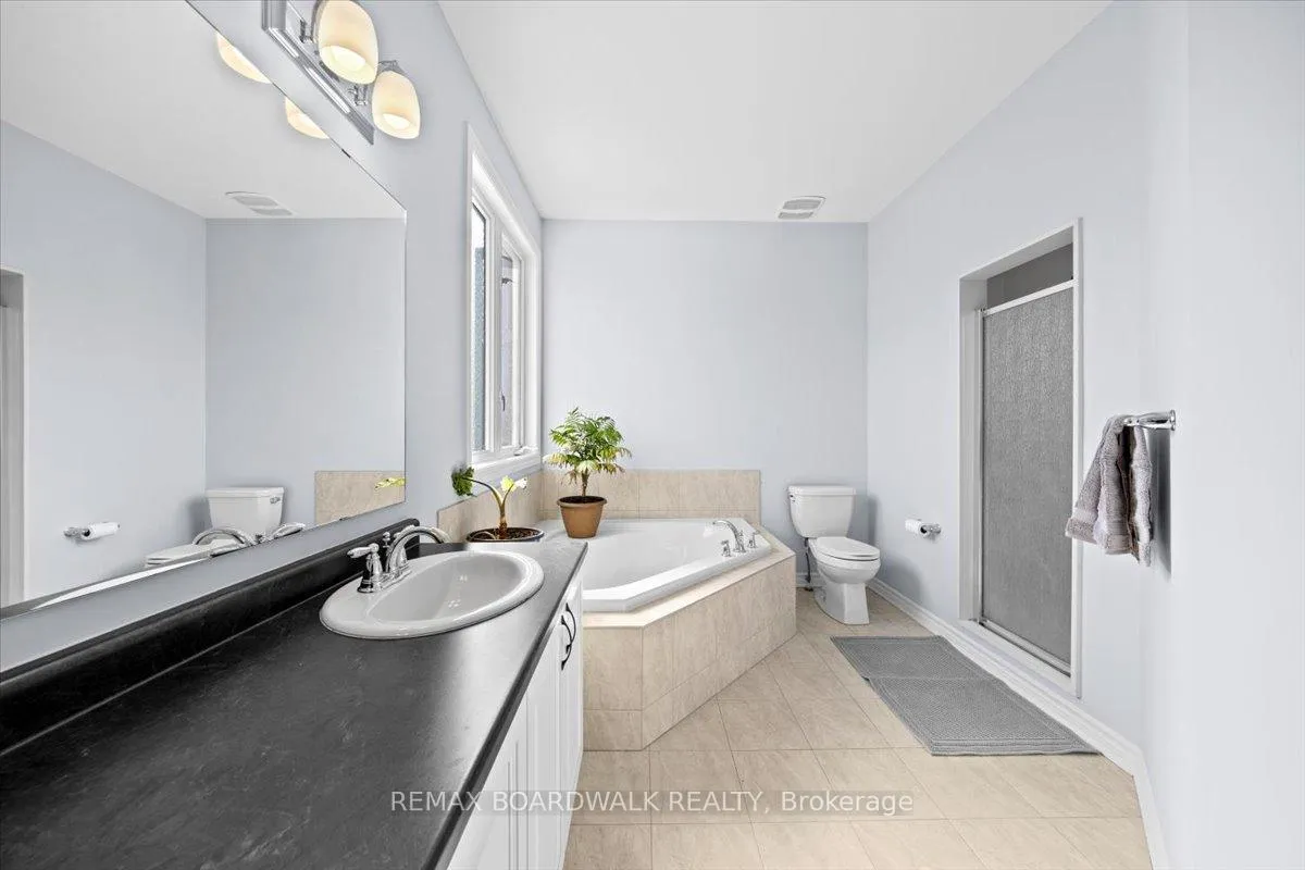 Photo 31 of 130 Pinelock Street, Ottawa, Kanata - Emerald Meadows/Trailwest — HOMEH