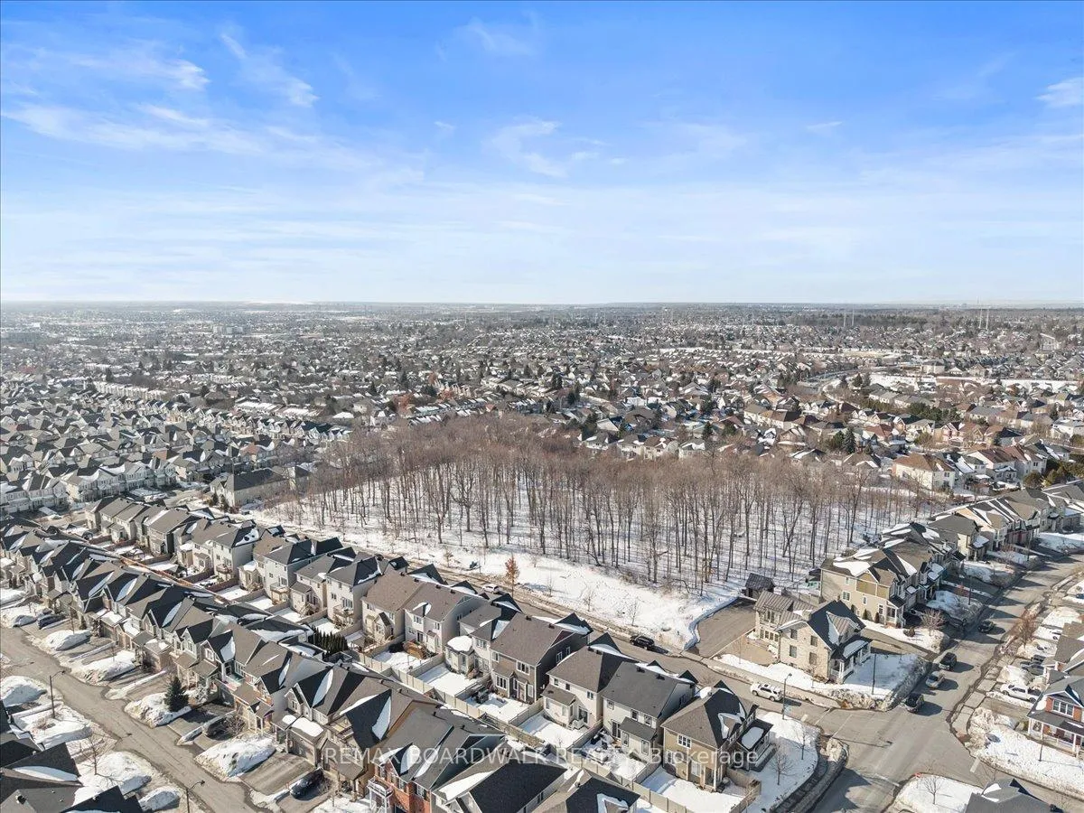 Photo 41 of 130 Pinelock Street, Ottawa, Kanata - Emerald Meadows/Trailwest — HOMEH