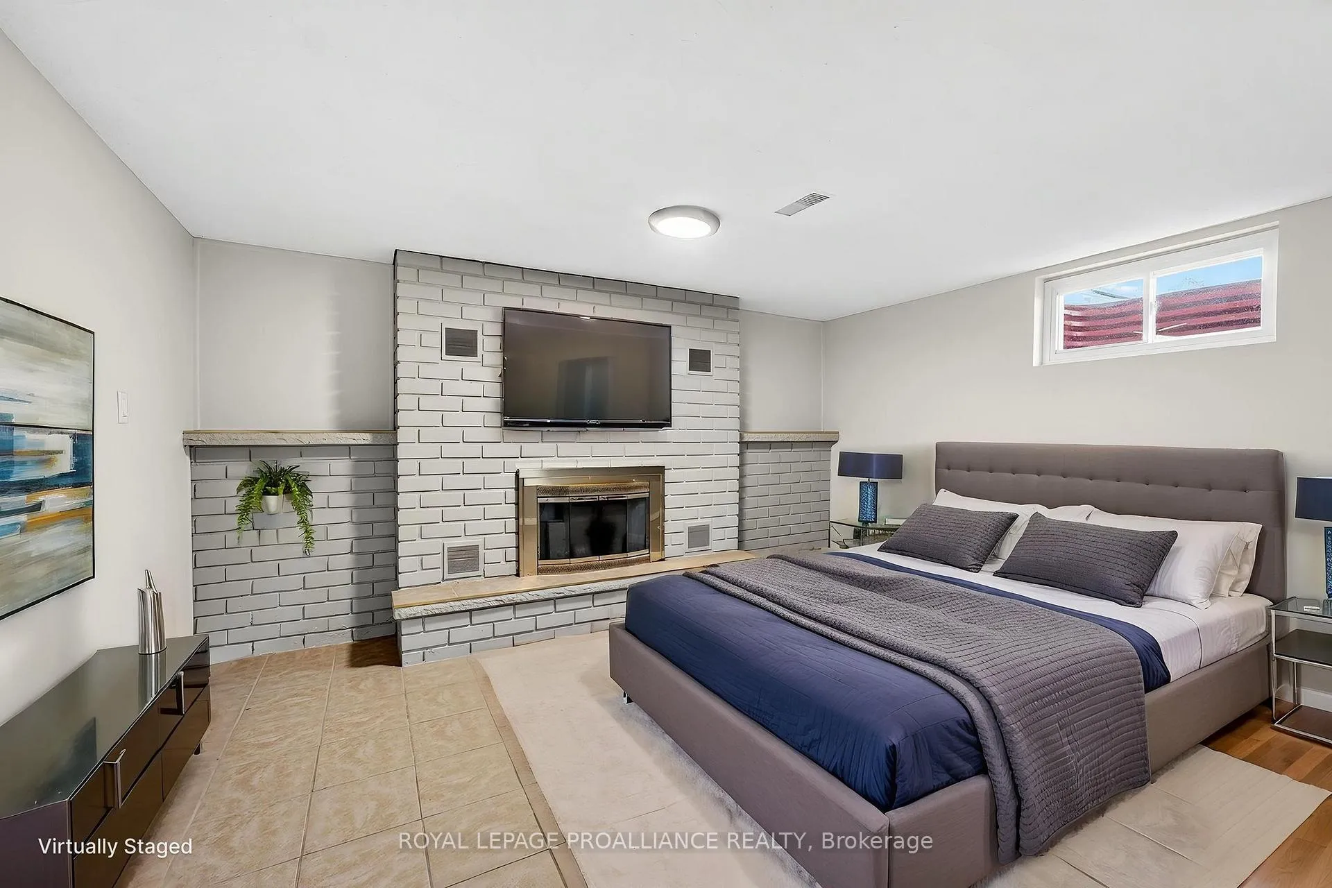 Photo 25 of 107 Fenwood Crescent, Belleville, Belleville Ward — HOMEH