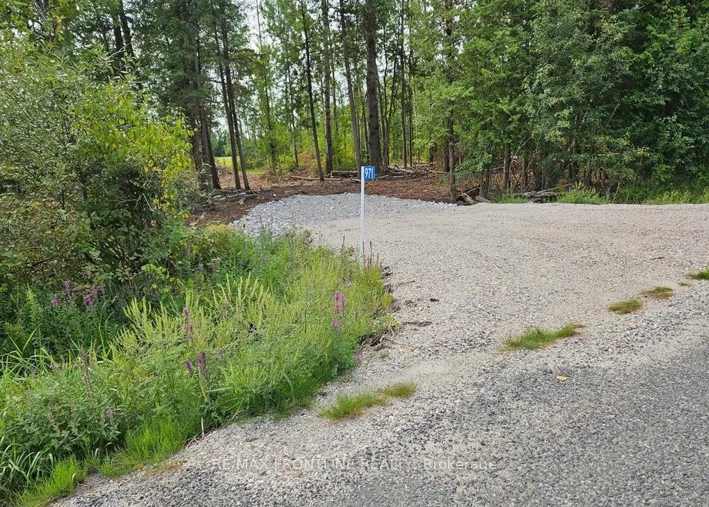 Photo 1 of 971 Bathurst 7th Concession, Tay Valley, Bathurst/Burgess & Sherbrooke (Bathurst) Twp — HOMEH