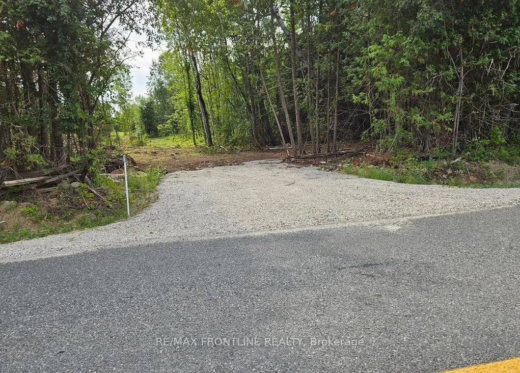 Photo 2 of 971 Bathurst 7th Concession, Tay Valley, Bathurst/Burgess & Sherbrooke (Bathurst) Twp — HOMEH
