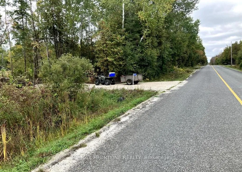 Photo 3 of 971 Bathurst 7th Concession, Tay Valley, Bathurst/Burgess & Sherbrooke (Bathurst) Twp — HOMEH