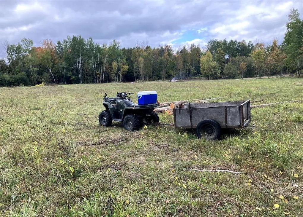 Photo 5 of 971 Bathurst 7th Concession, Tay Valley, Bathurst/Burgess & Sherbrooke (Bathurst) Twp — HOMEH
