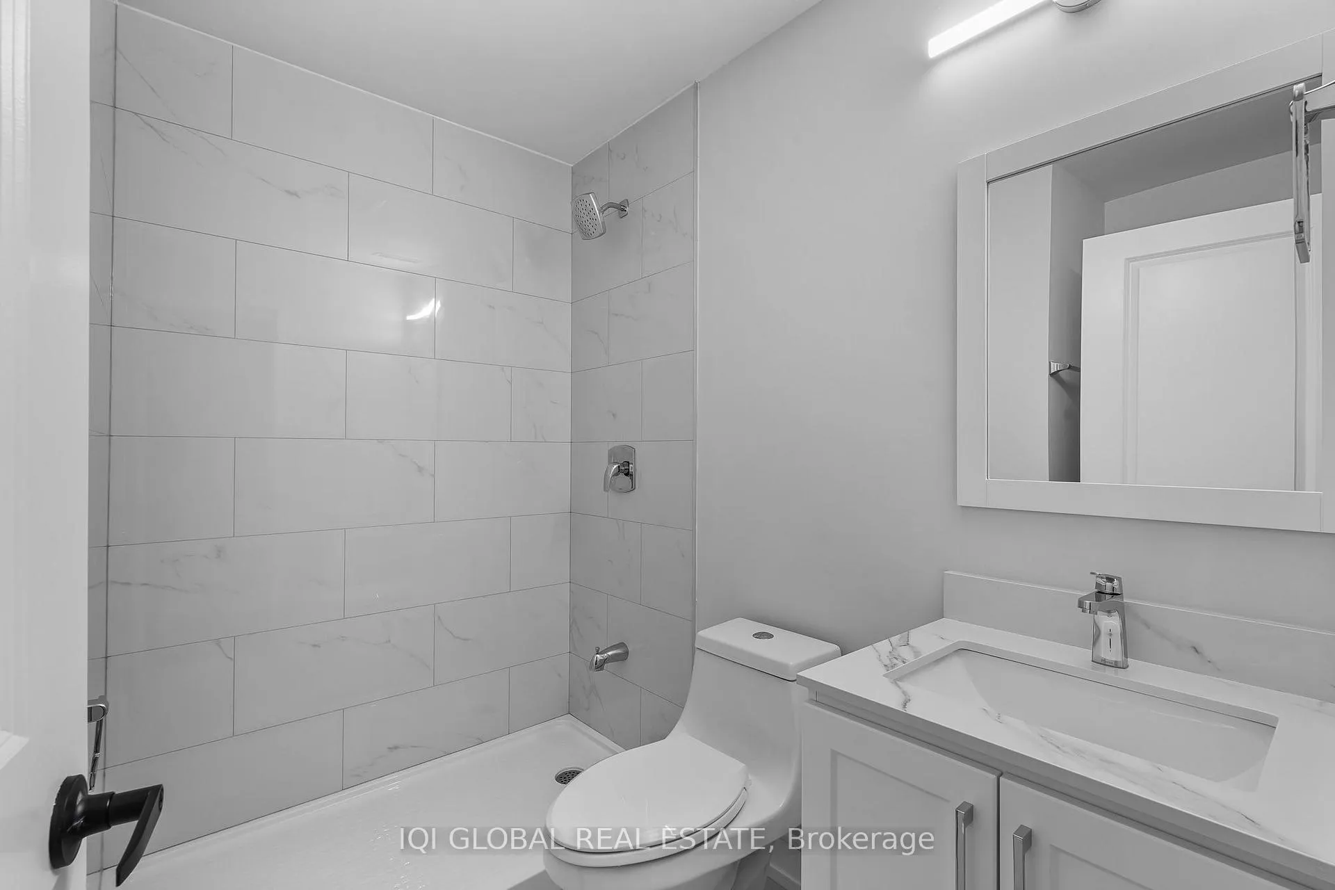 Photo 35 of 308 Anderson Avenue, Oshawa, McLaughlin — HOMEH