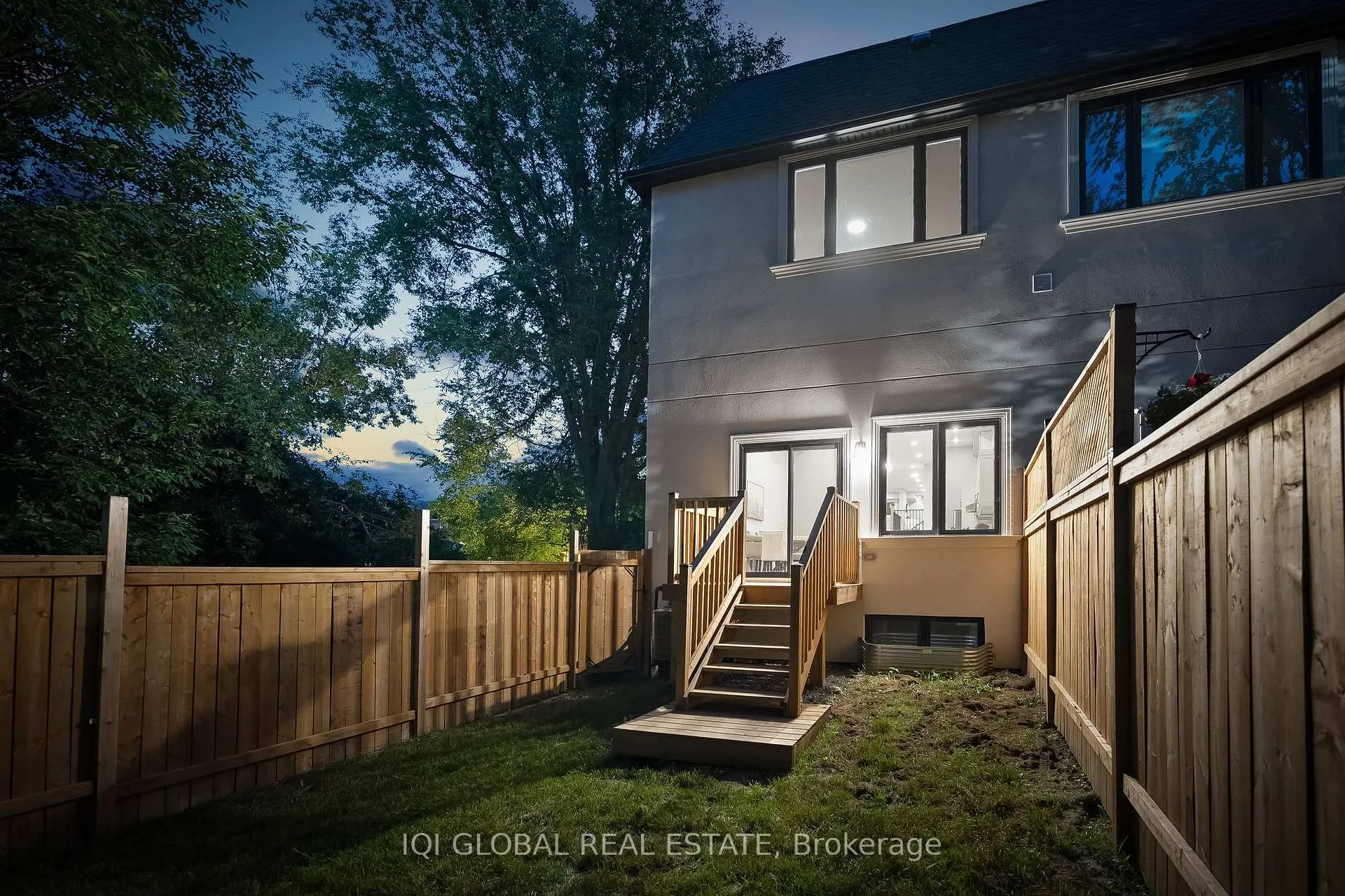Photo 37 of 308 Anderson Avenue, Oshawa, McLaughlin — HOMEH