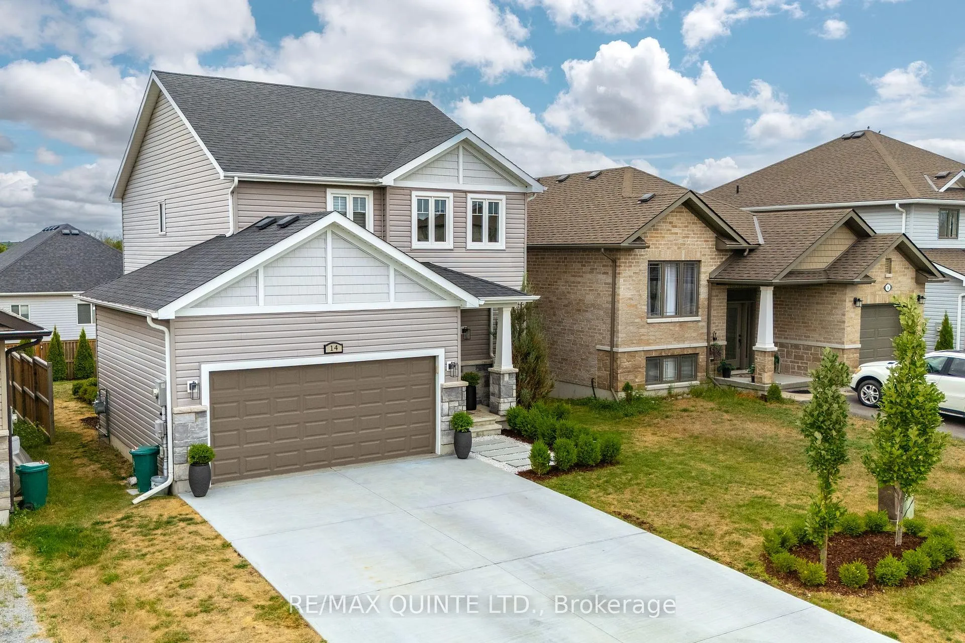 Photo 3 of 14 Cypress Drive, Belleville, Thurlow Ward — HOMEH