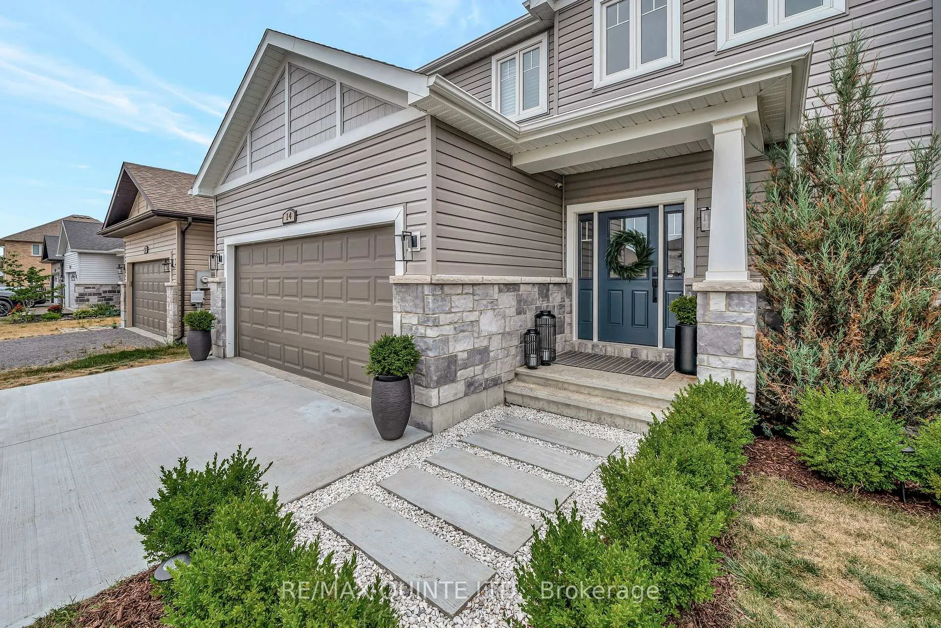 Photo 5 of 14 Cypress Drive, Belleville, Thurlow Ward — HOMEH