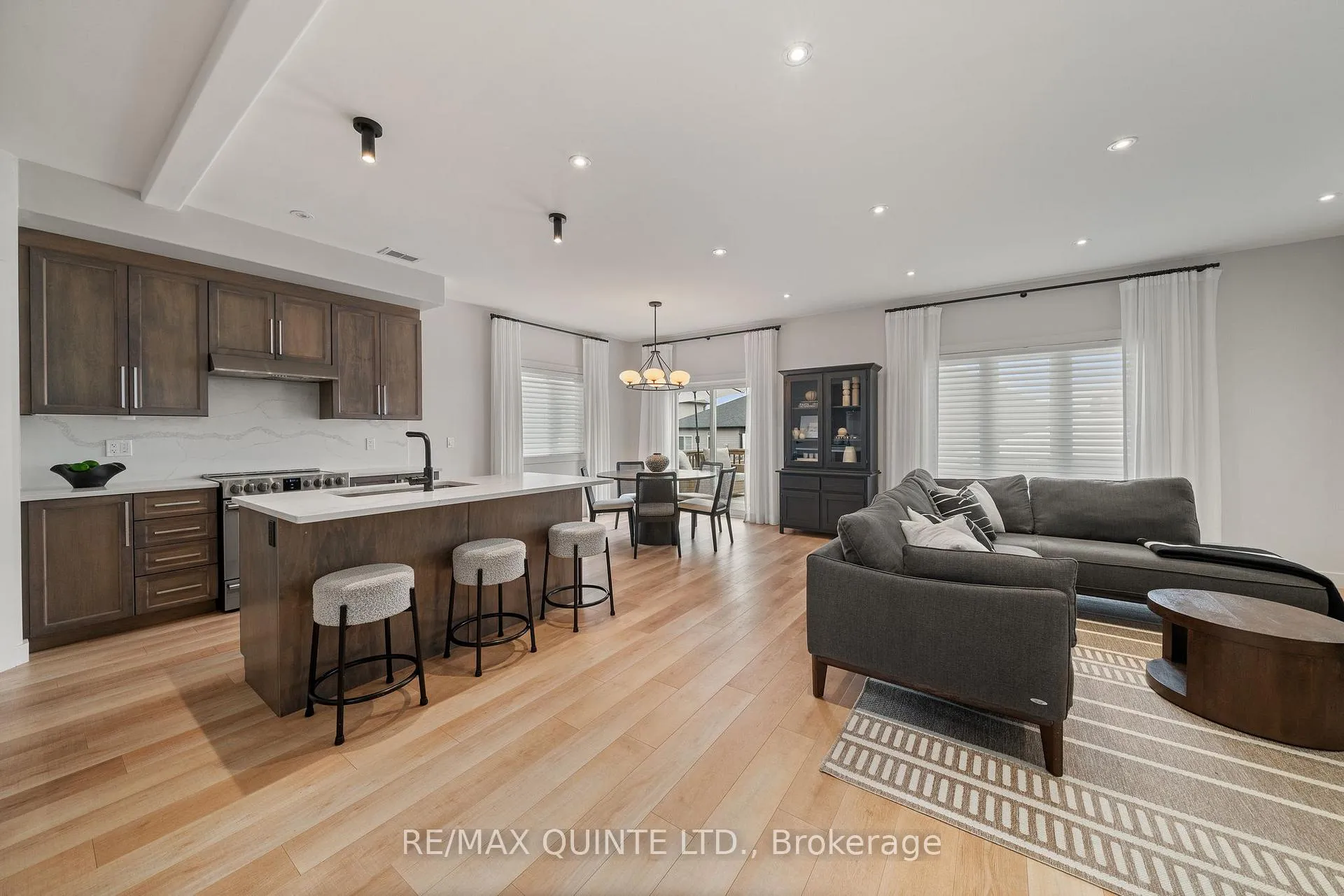 Photo 8 of 14 Cypress Drive, Belleville, Thurlow Ward — HOMEH