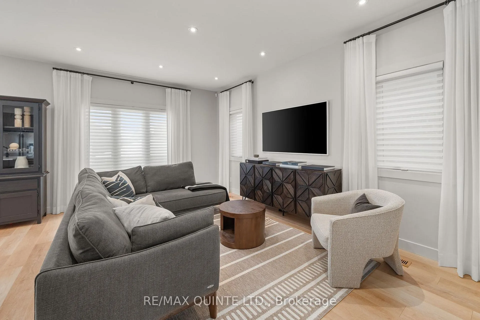 Photo 14 of 14 Cypress Drive, Belleville, Thurlow Ward — HOMEH