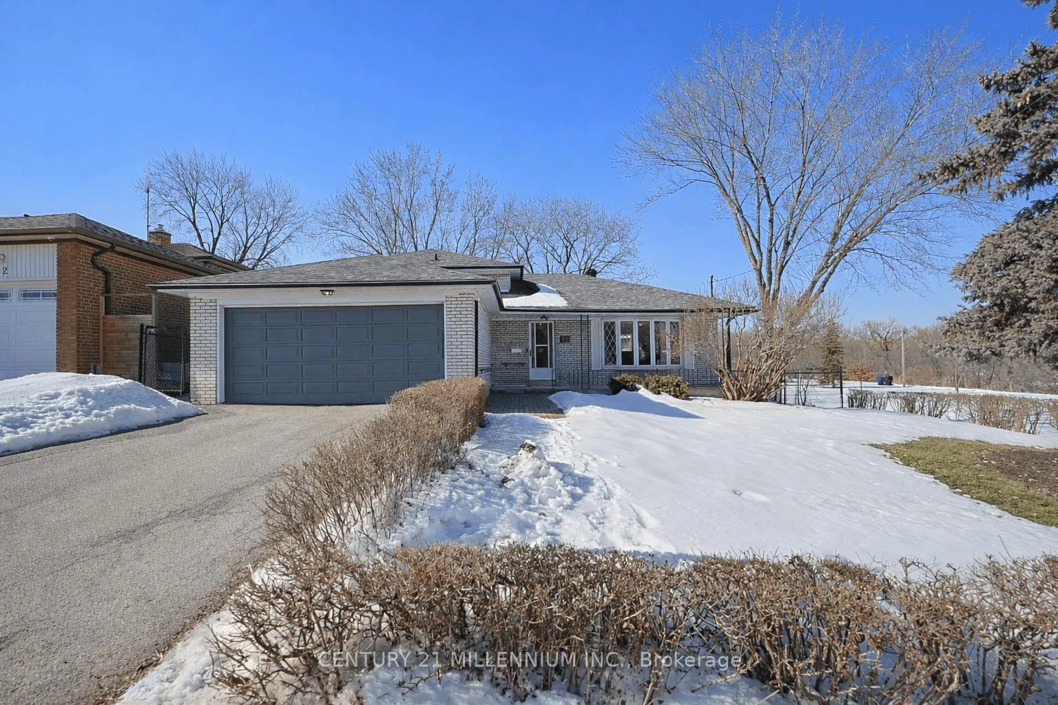 Photo 1 of 94 Norfield Crescent, Etobicoke, Elms-Old Rexdale — HOMEH
