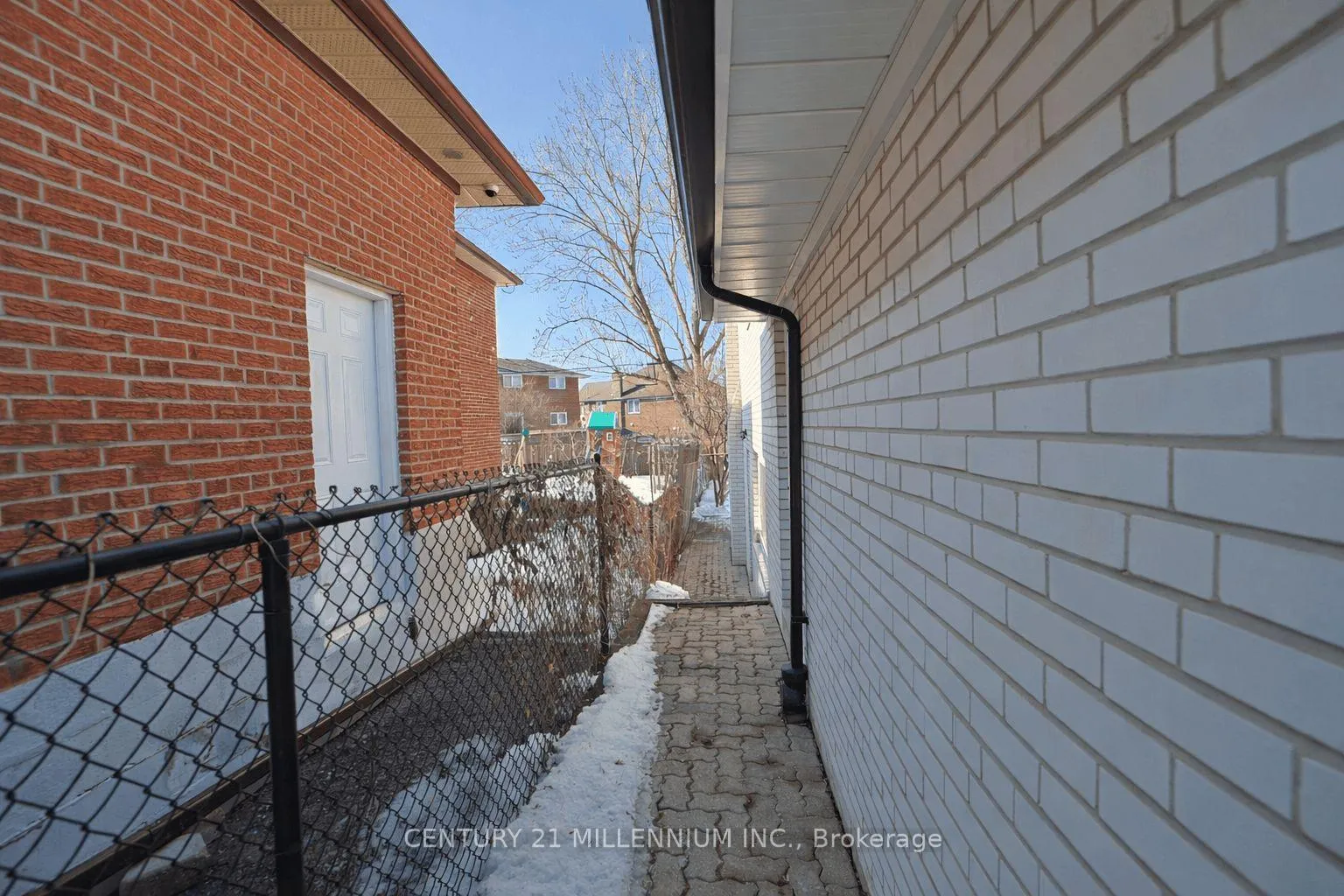 Photo 29 of 94 Norfield Crescent, Etobicoke, Elms-Old Rexdale — HOMEH