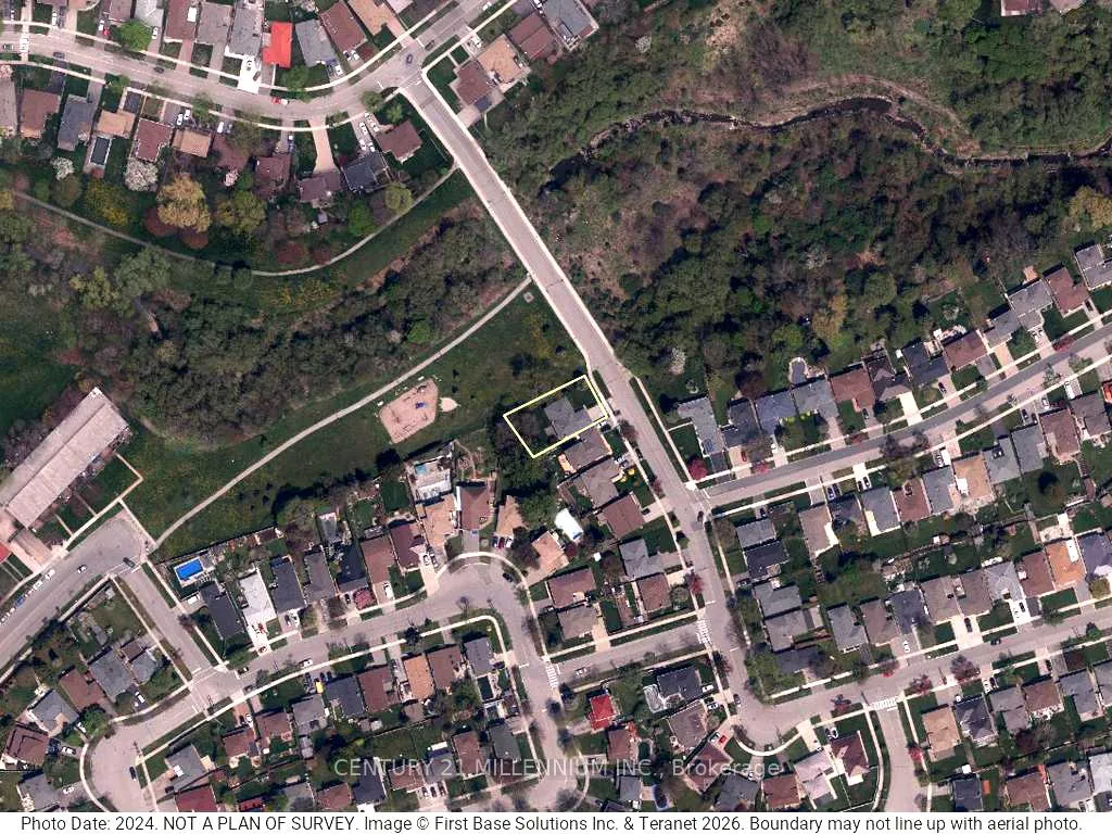 Photo 39 of 94 Norfield Crescent, Etobicoke, Elms-Old Rexdale — HOMEH