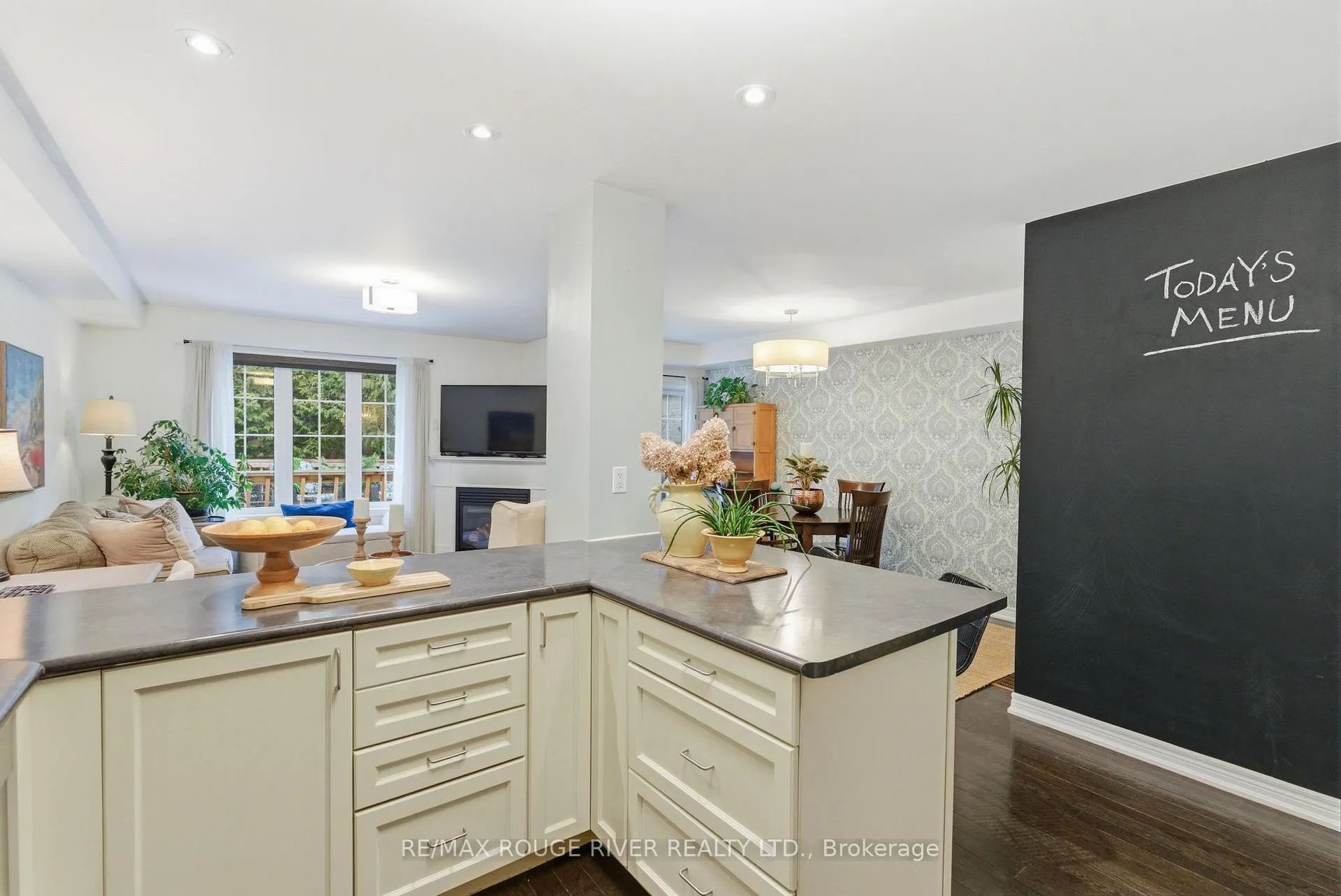 Photo 10 of 6 Edison Way, Whitby, Taunton North — HOMEH